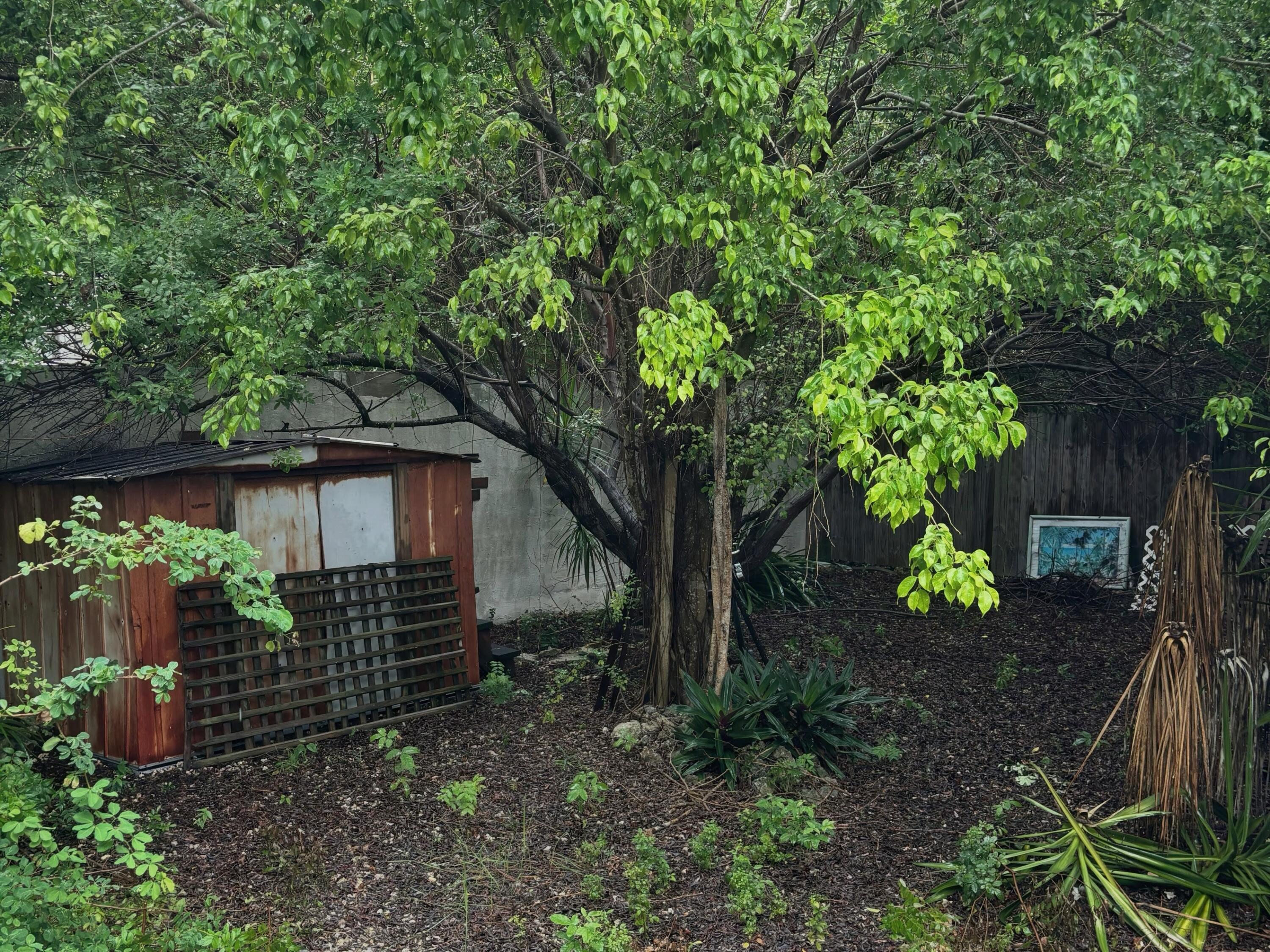 1030 Snapper Lane Property Photo 5