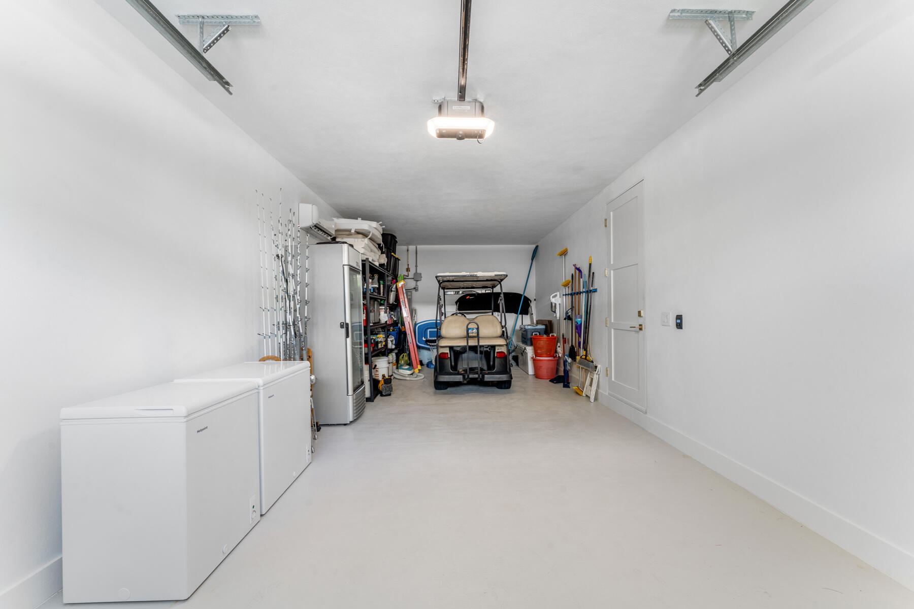 226 Navajo Street Property Photo 45