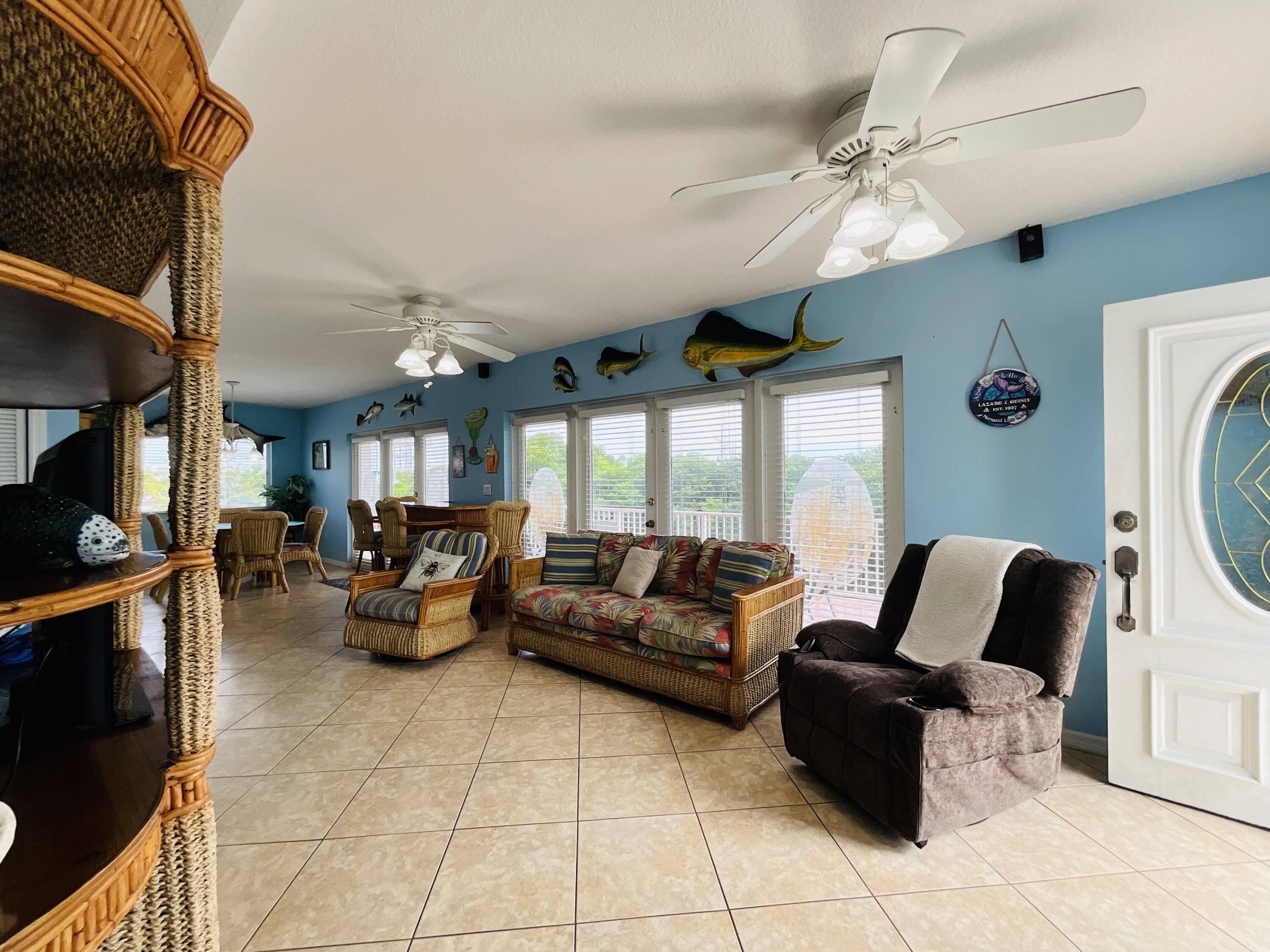 128 Orchid Street Property Photo 11