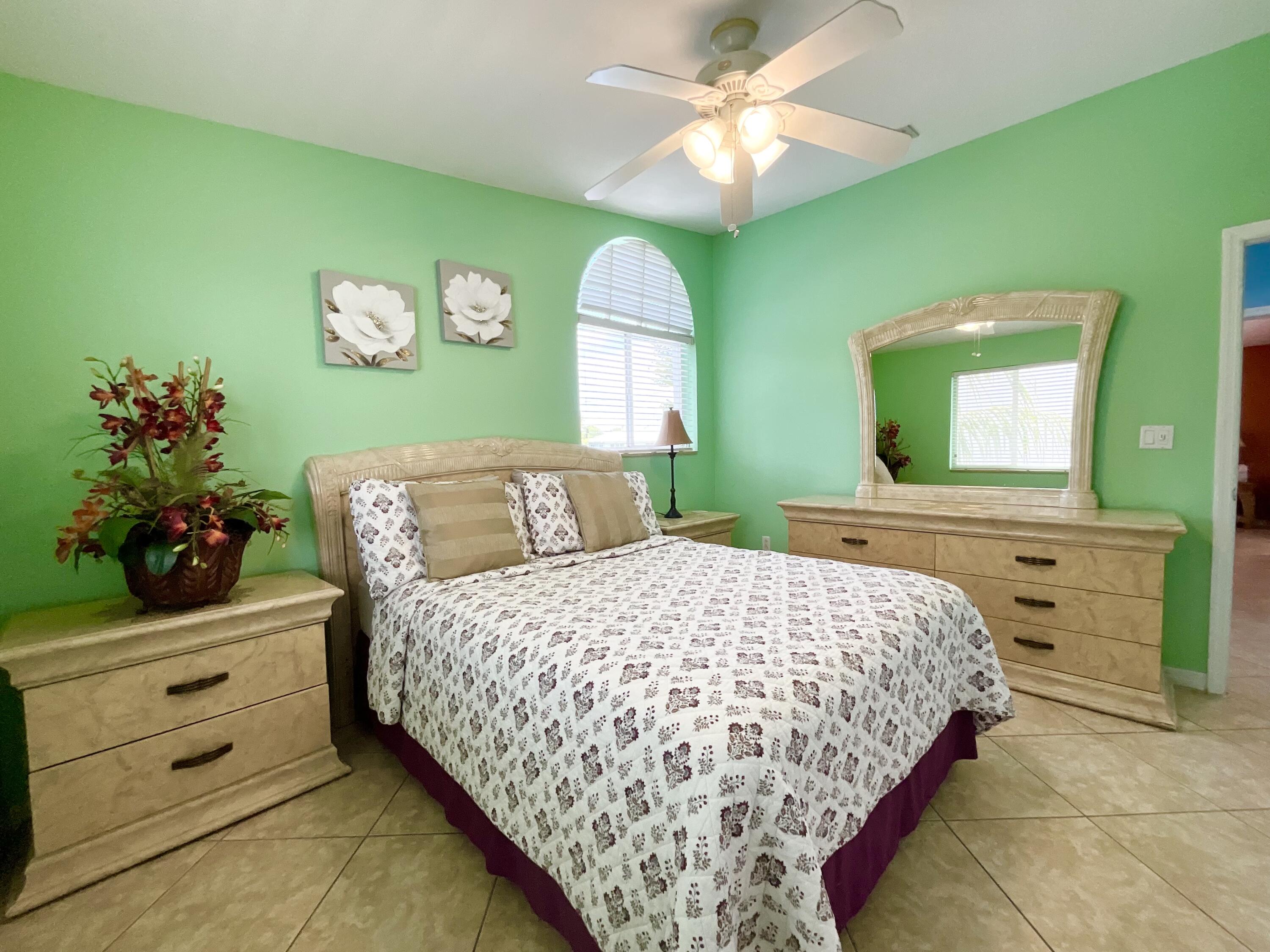 128 Orchid Street Property Photo 27