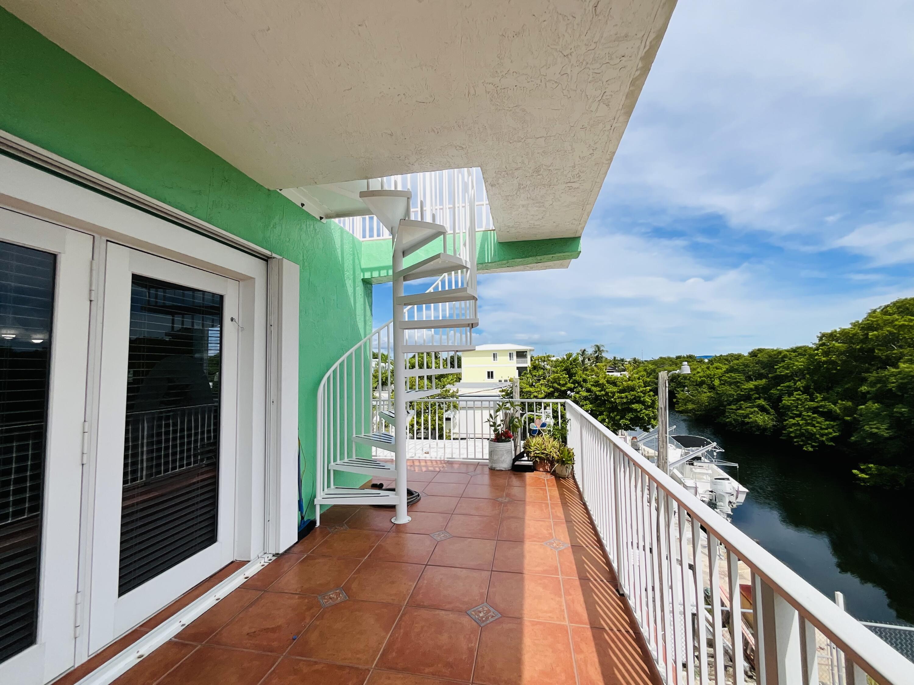 128 Orchid Street Property Photo 37