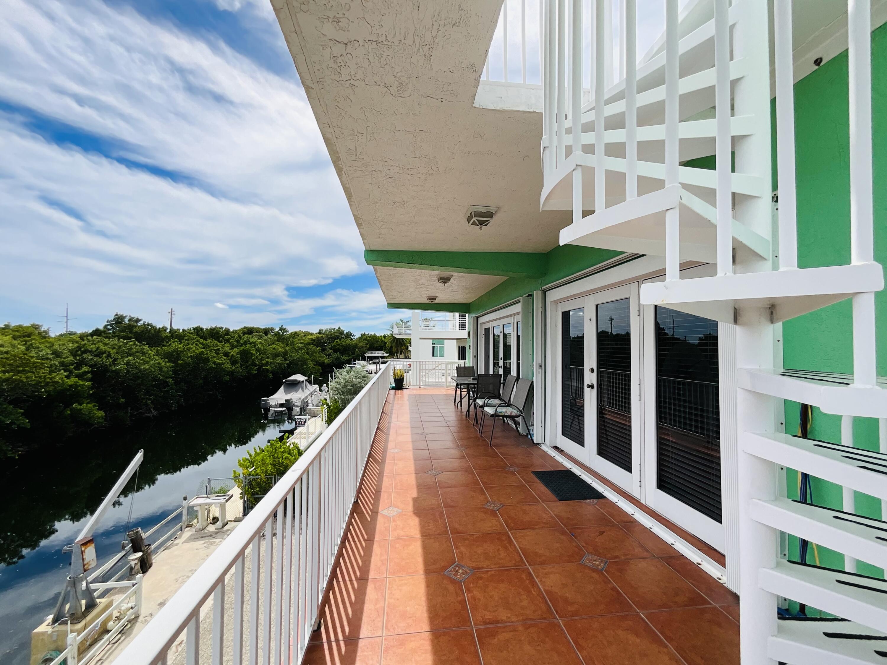 128 Orchid Street Property Photo 38