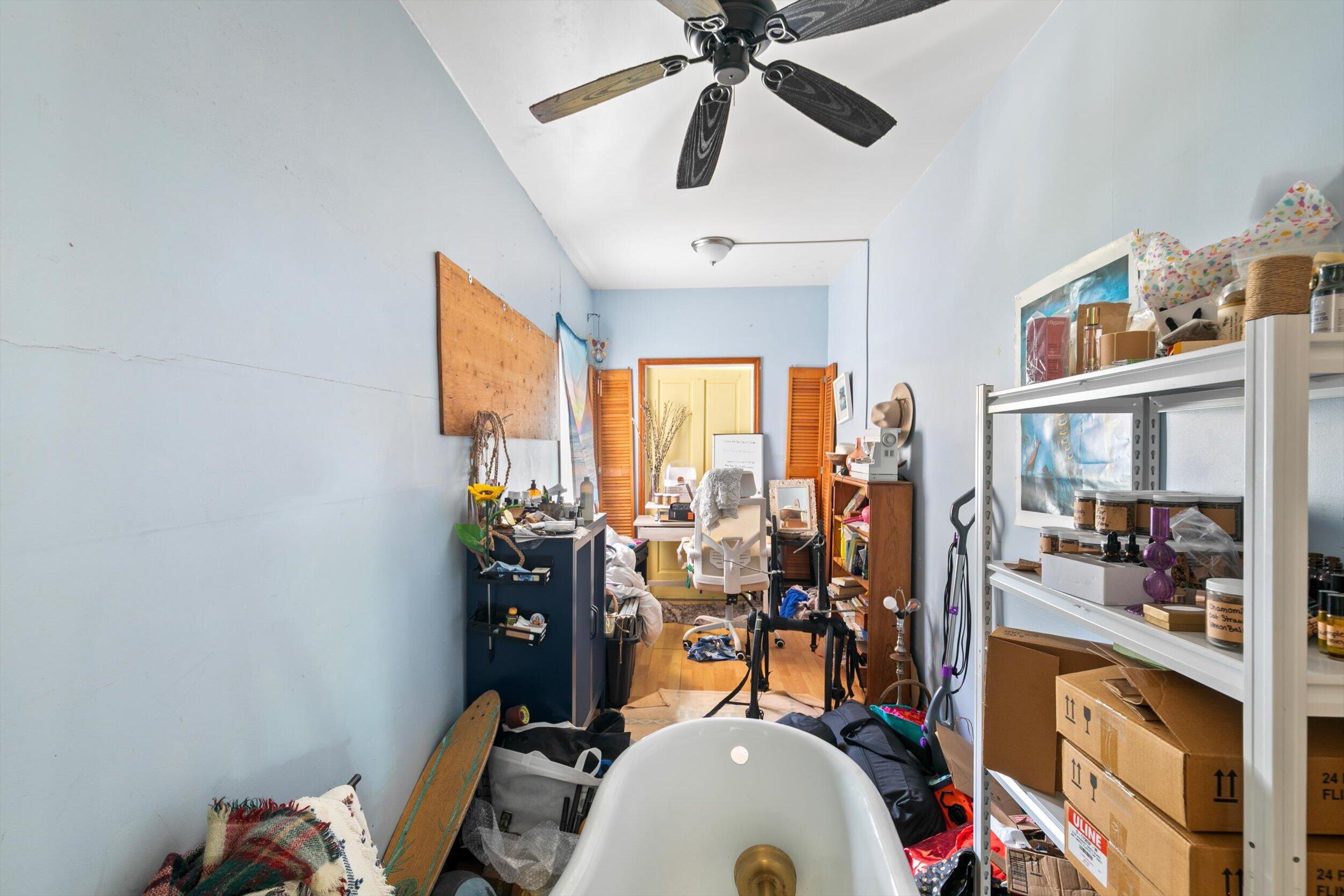646 William Street Property Photo 11