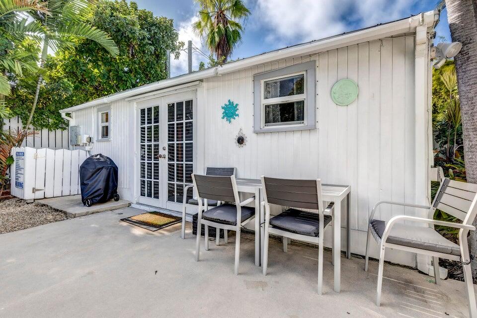 1318 Duncan Street 3 Property Photo 2