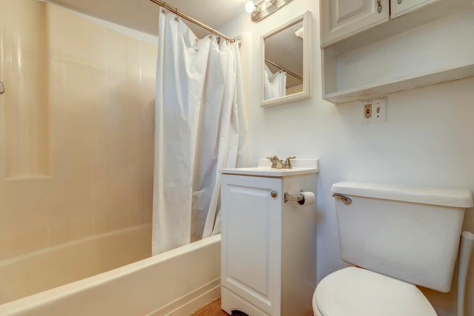 1318 Duncan Street 3 Property Photo 10
