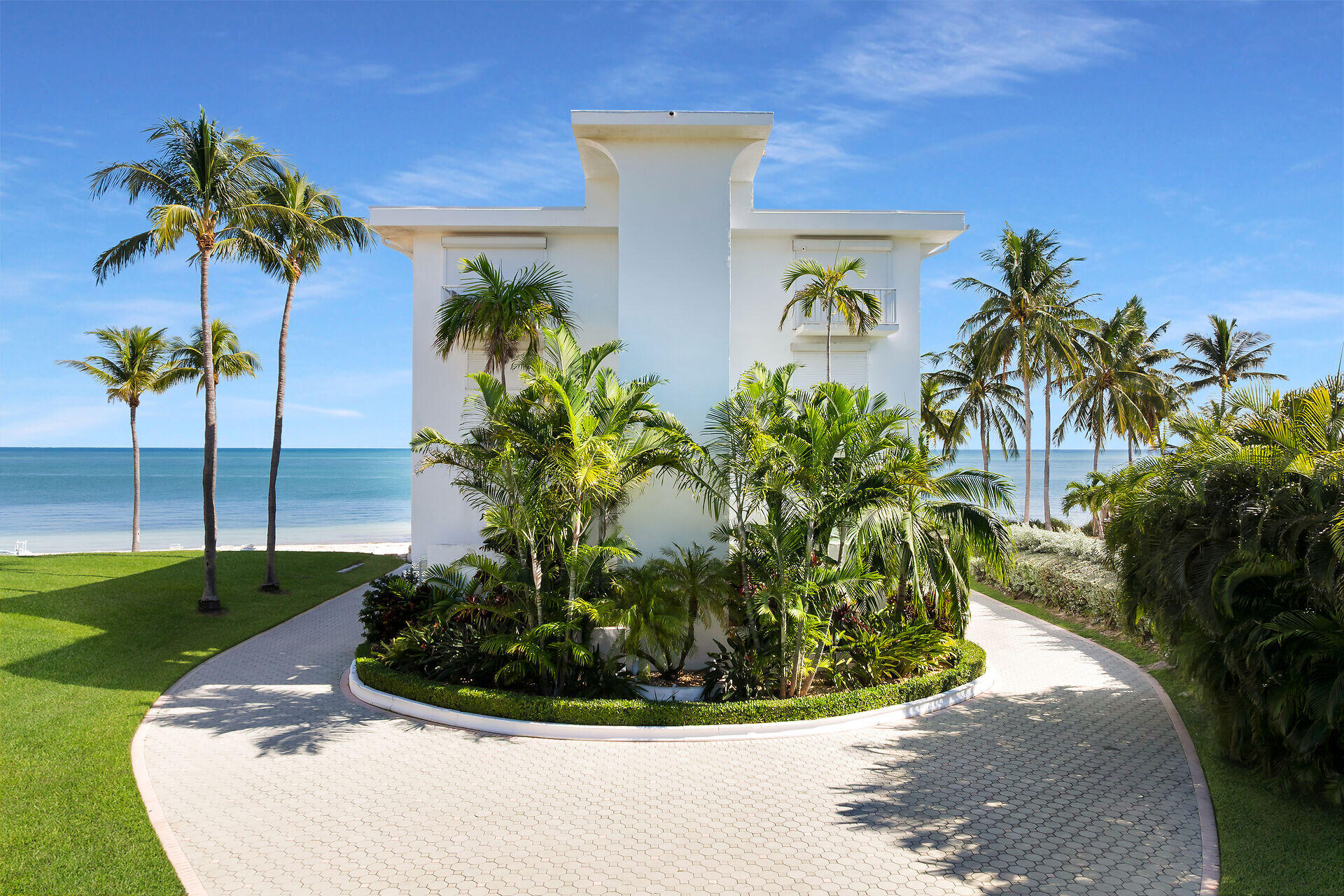 1025 W Ocean Drive 2 W Property Photo 1