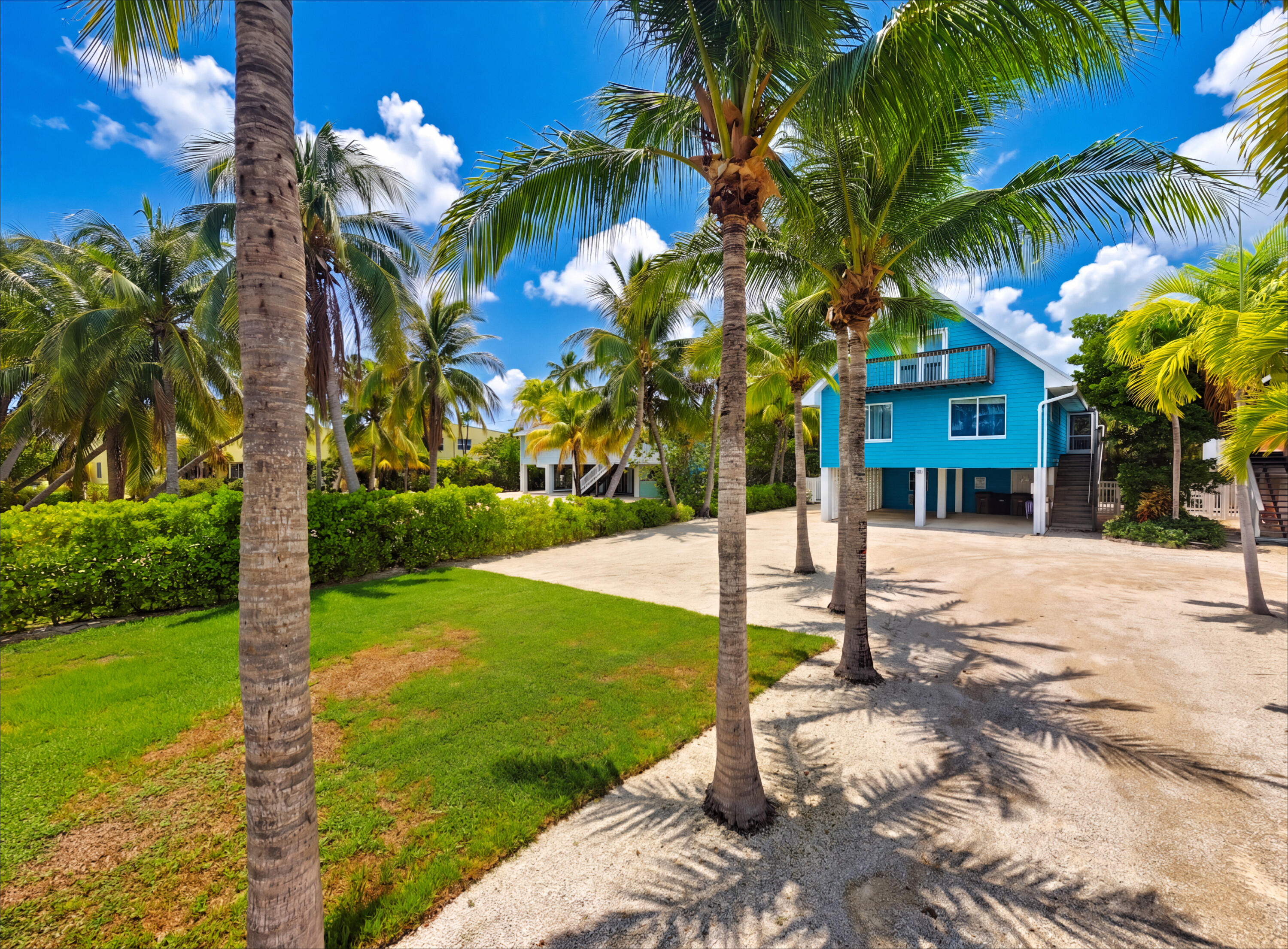 499 Sombrero Beach Road Property Photo 2