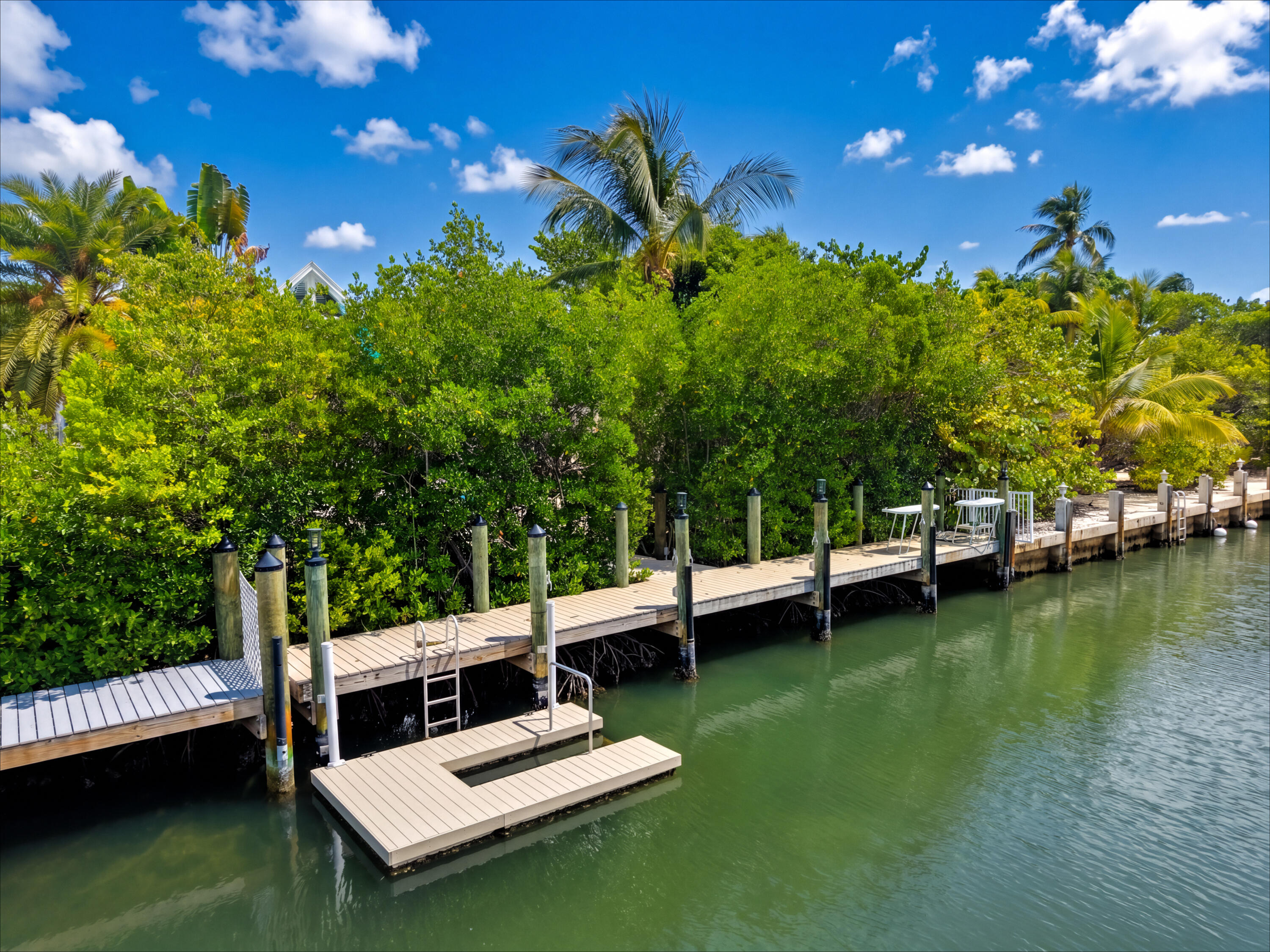 499 Sombrero Beach Road Property Photo 7