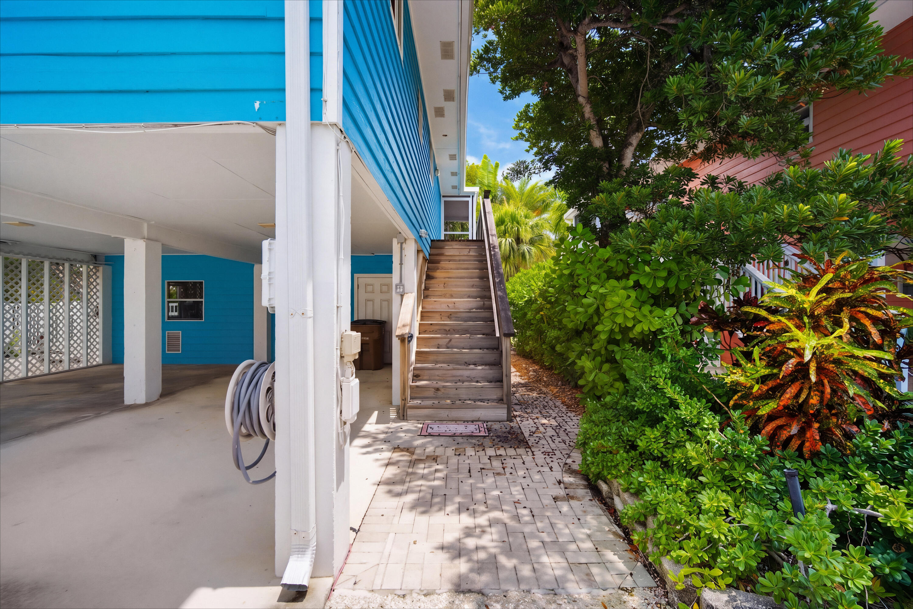 499 Sombrero Beach Road Property Photo 10