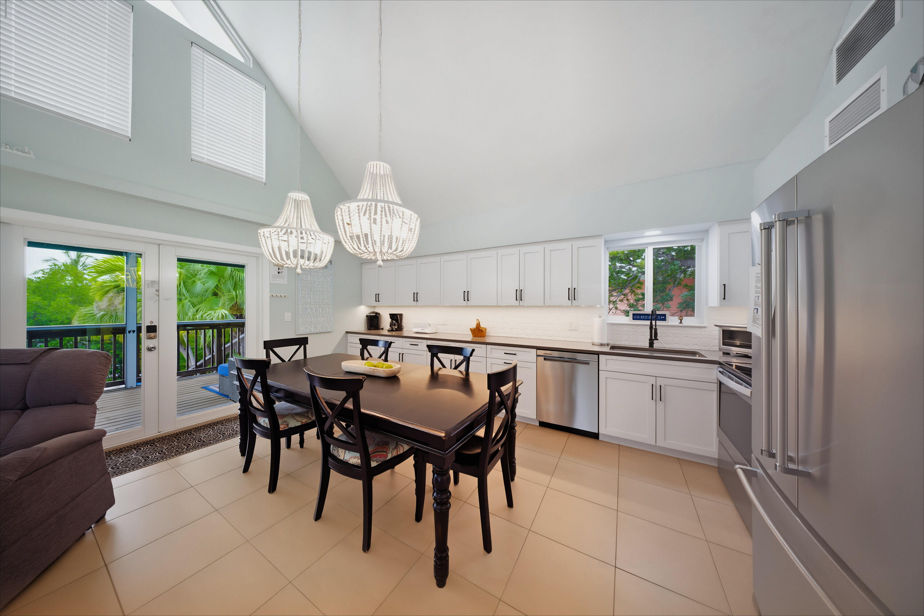 499 Sombrero Beach Road Property Photo 11