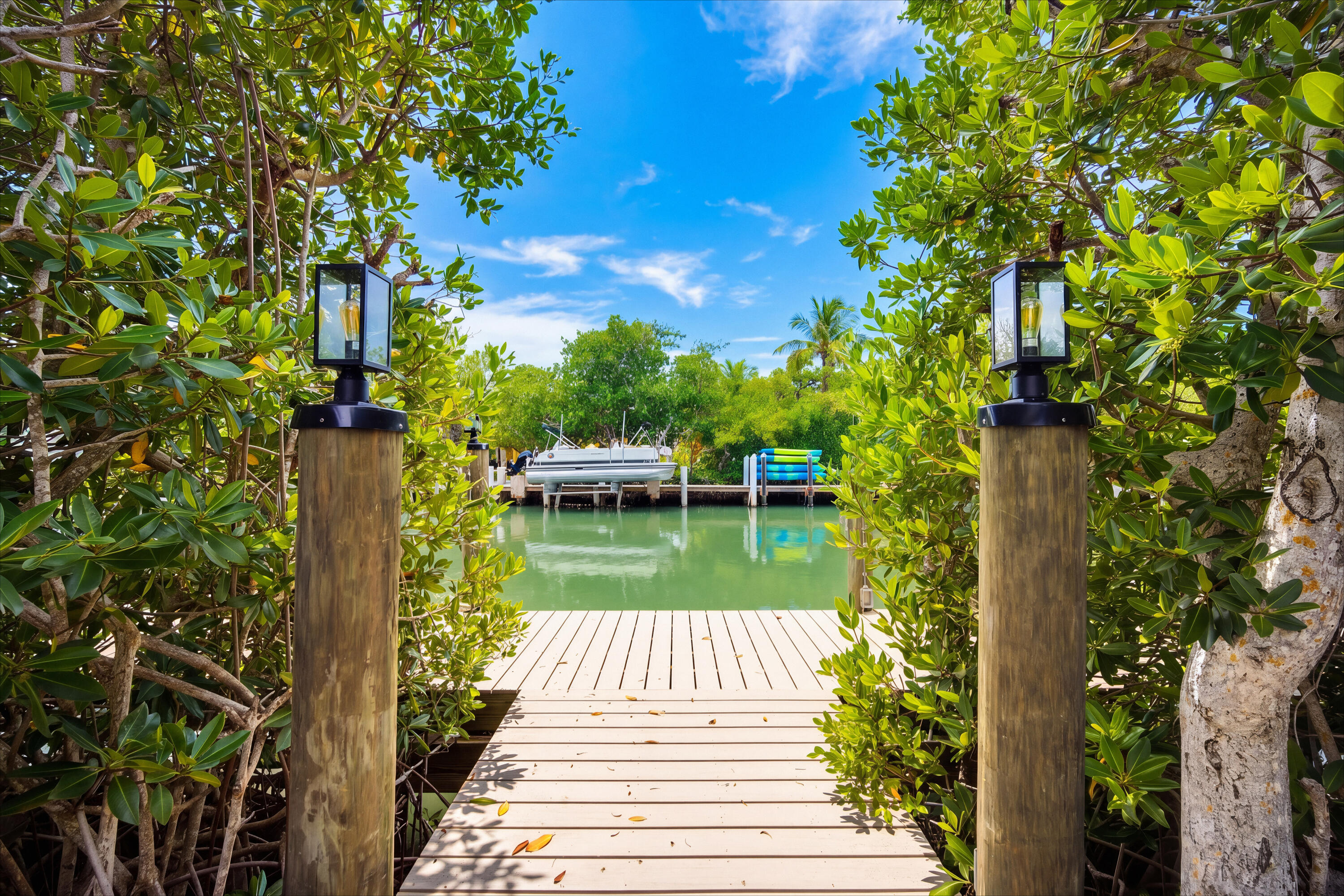 499 Sombrero Beach Road Property Photo 44