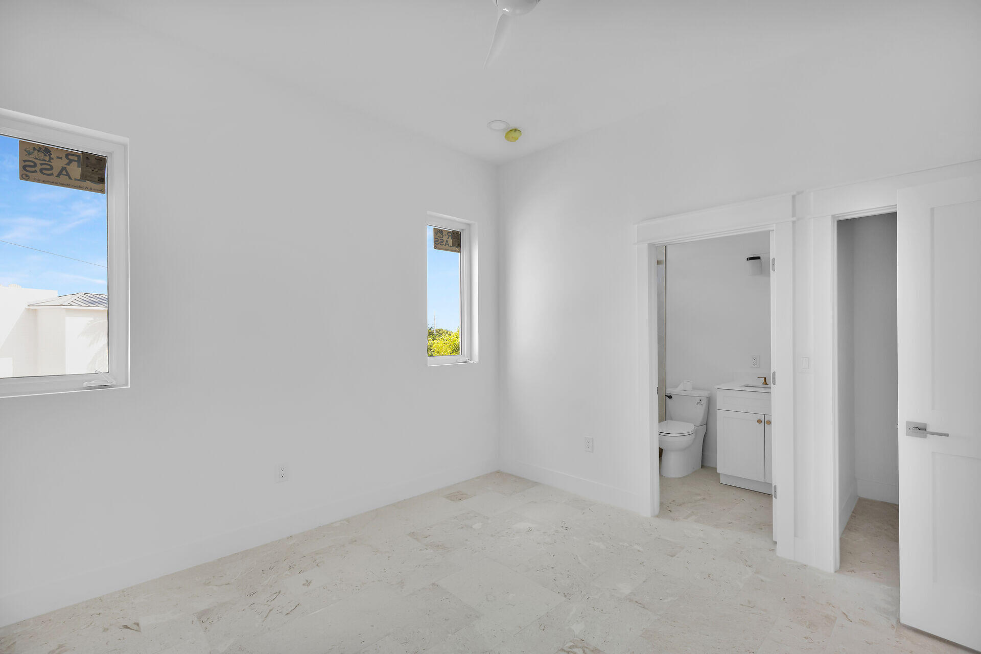 109 Ellington Court Property Photo 33