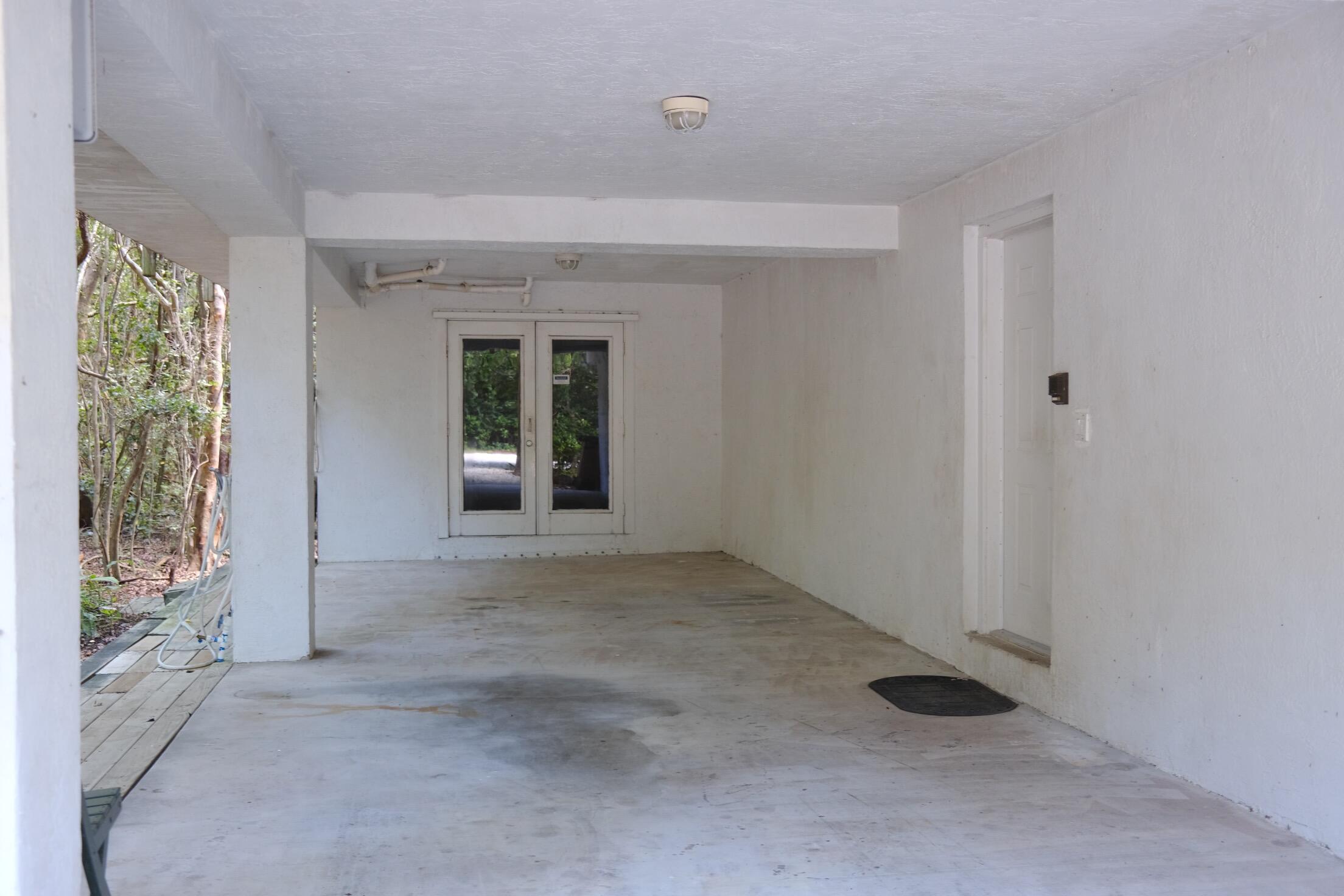 6 Atlantic Drive Property Photo 4