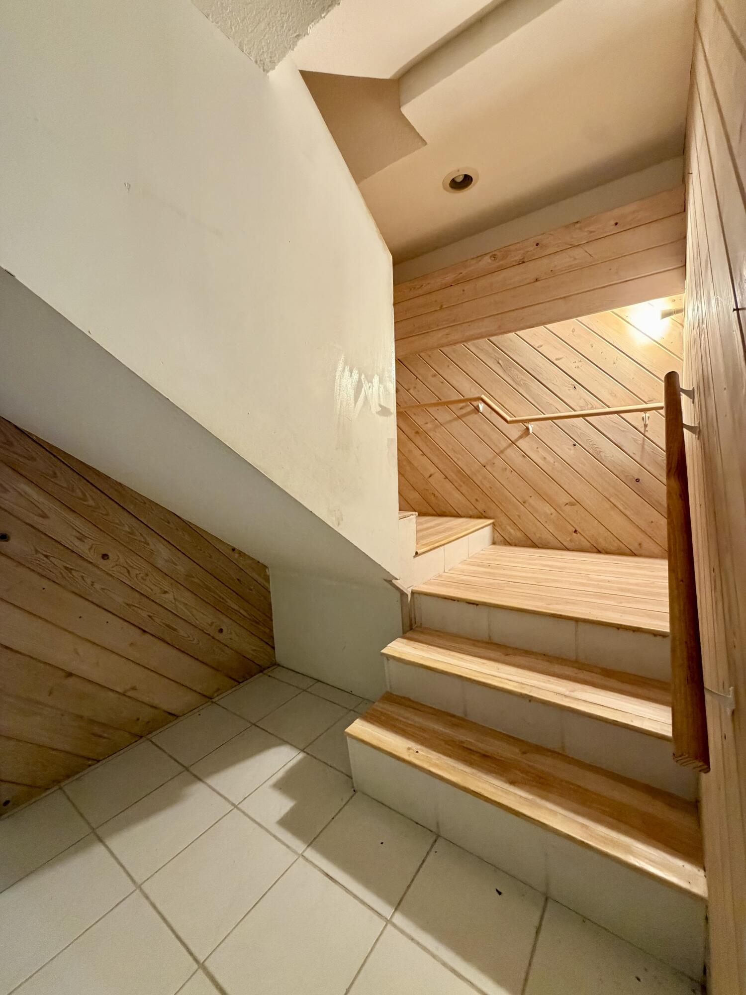 6 Atlantic Drive Property Photo 8