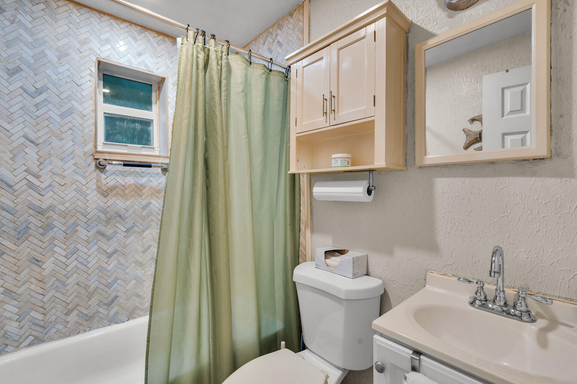 108 Atlantic Avenue Property Photo 27