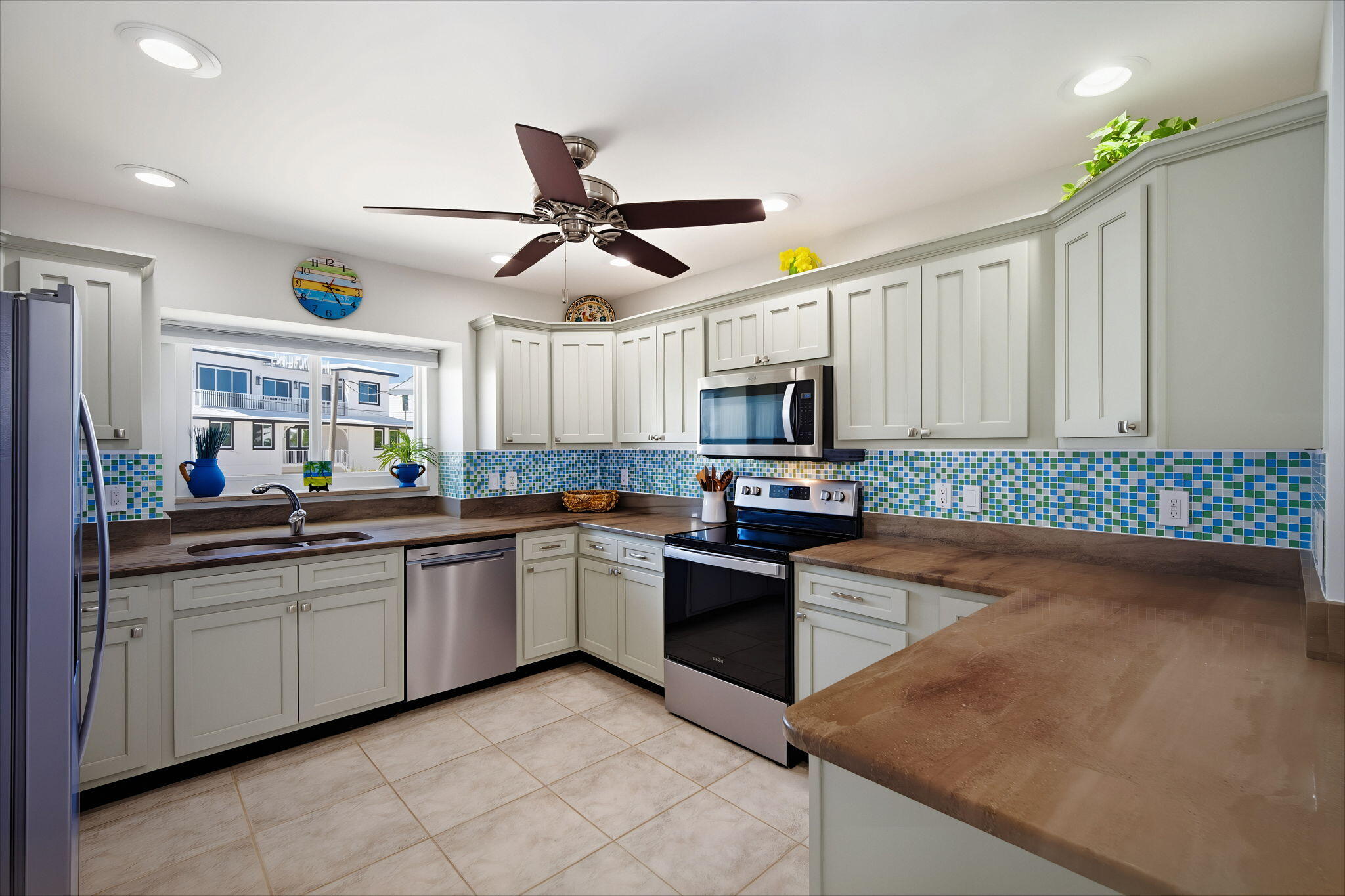 459 Pattison Drive Property Photo 10