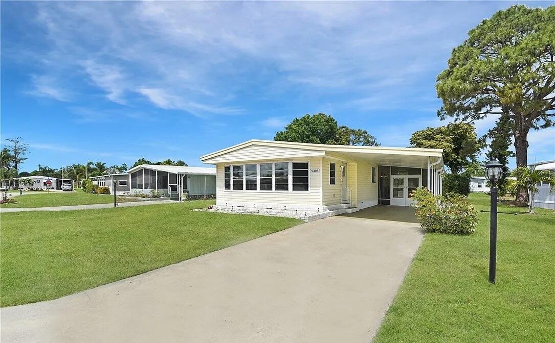 9306 Knight Road Property Photo 1