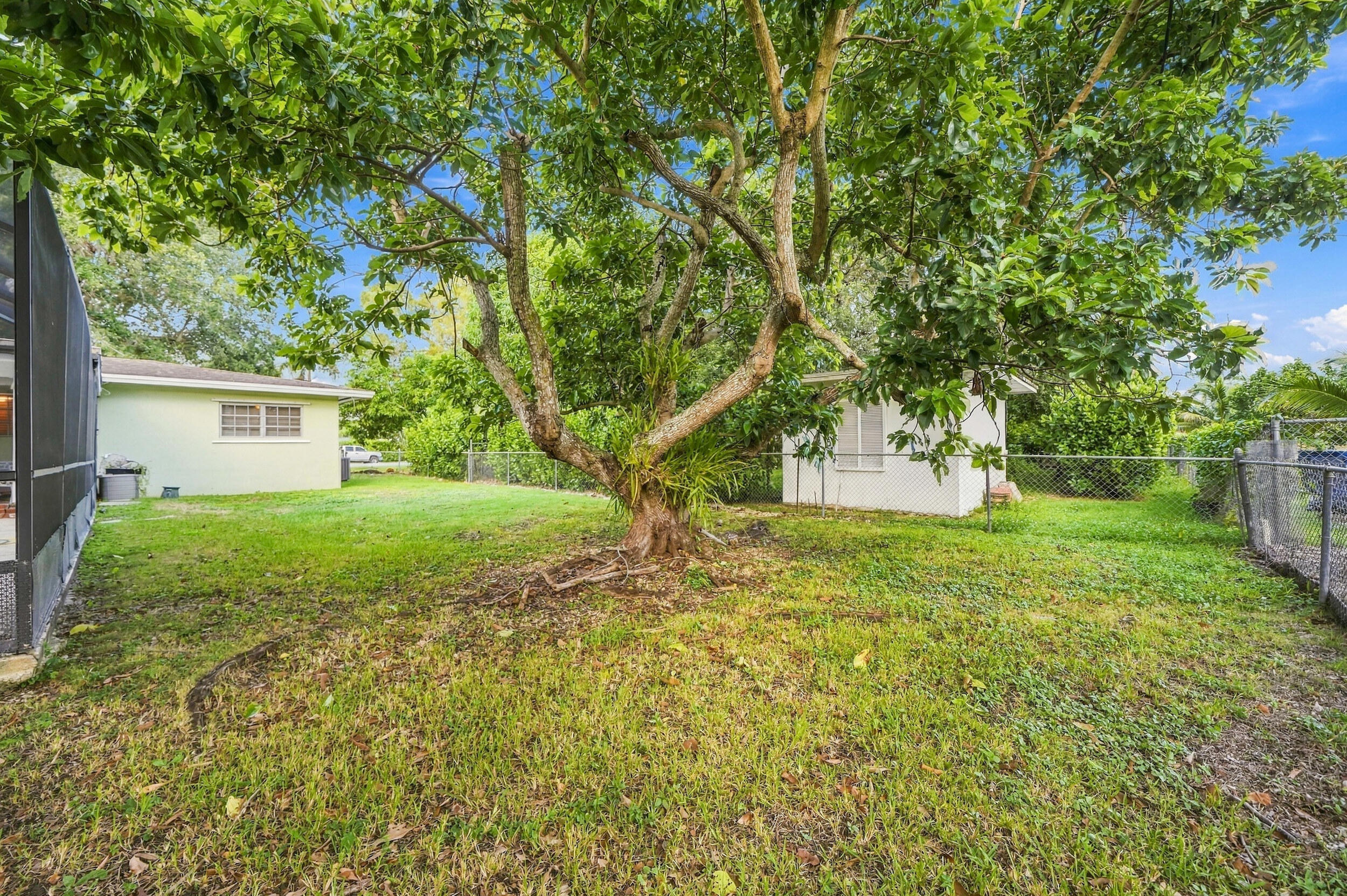 434 Nw 20th Street Property Photo 40