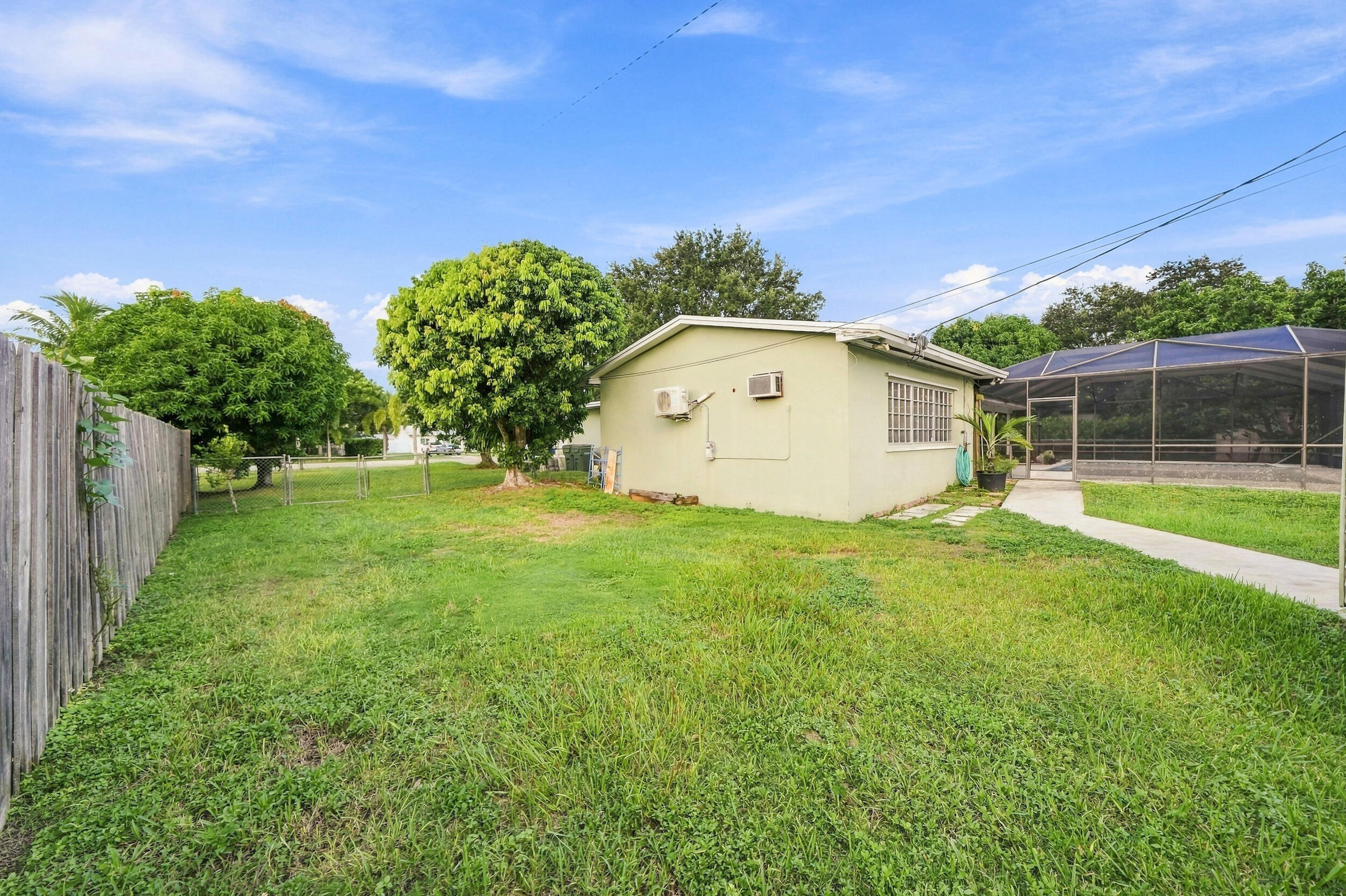 434 Nw 20th Street Property Photo 43
