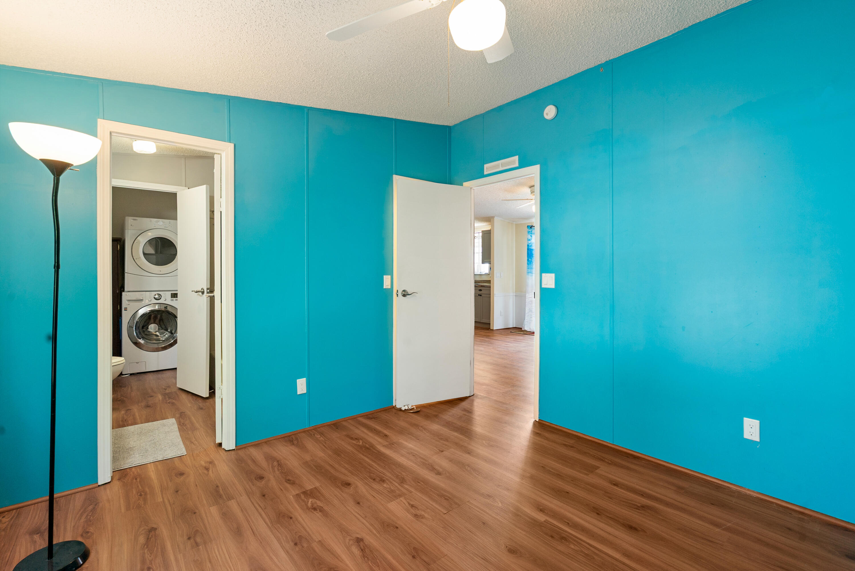 252 Oleander Drive Property Photo 6