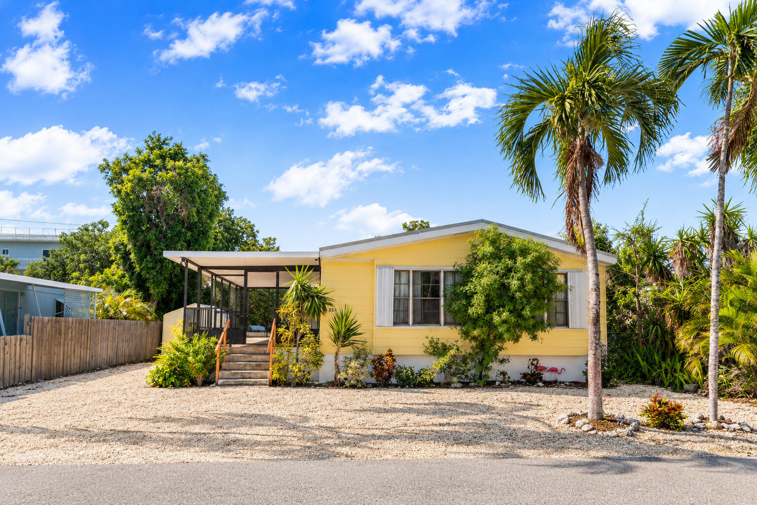 252 Oleander Drive Property Photo 24