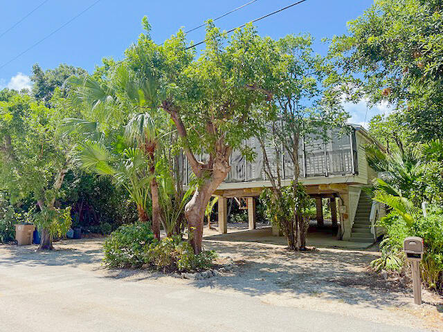 110 Arctic Avenue Property Photo 1