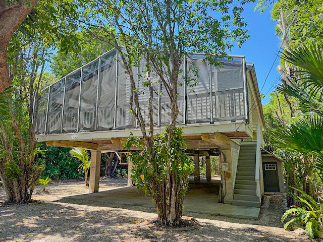 110 Arctic Avenue Property Photo 2