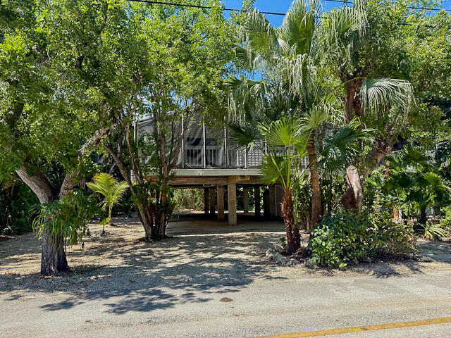 110 Arctic Avenue Property Photo 3