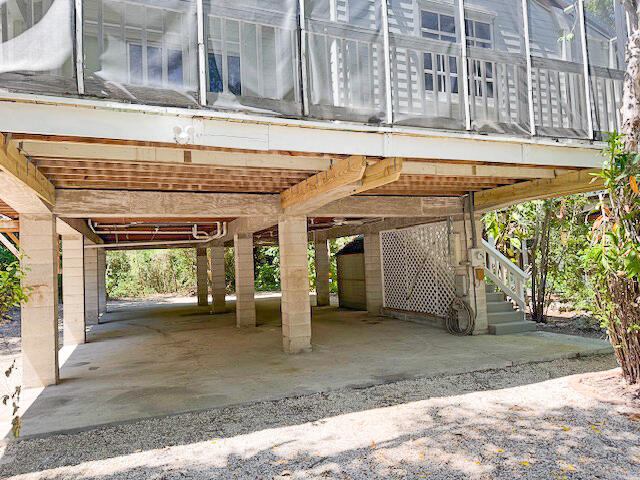 110 Arctic Avenue Property Photo 4