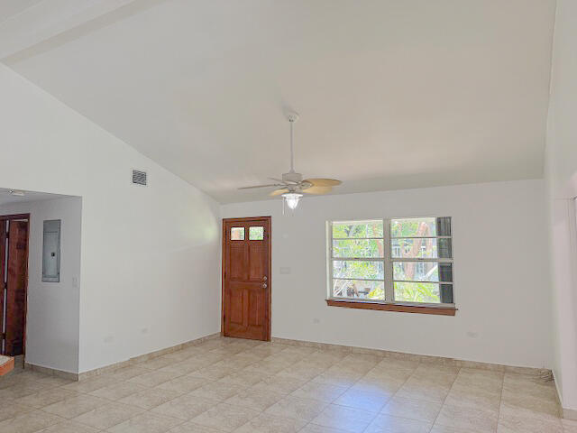 110 Arctic Avenue Property Photo 9