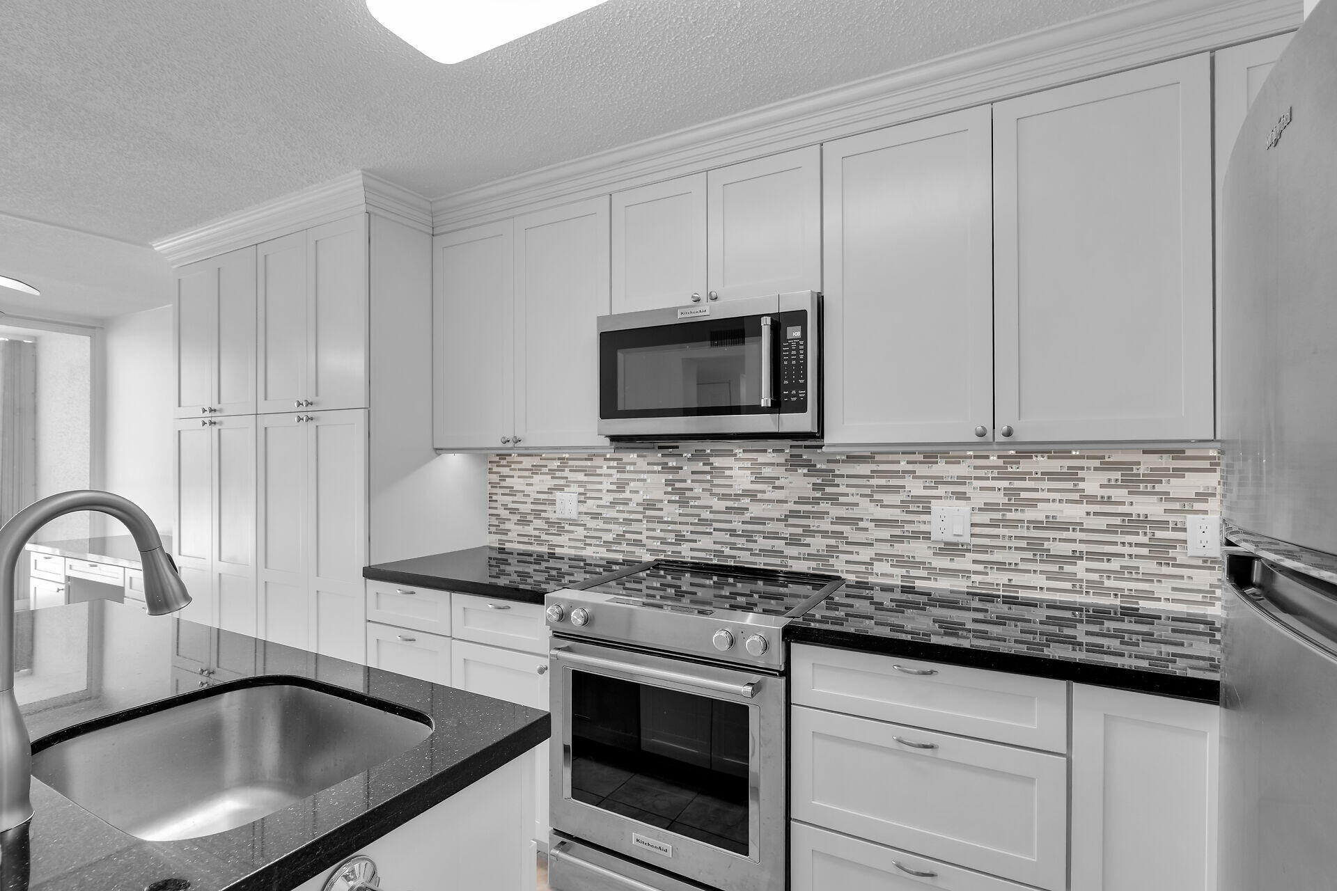 3312 Northside Drive Apt 707 Property Photo 5