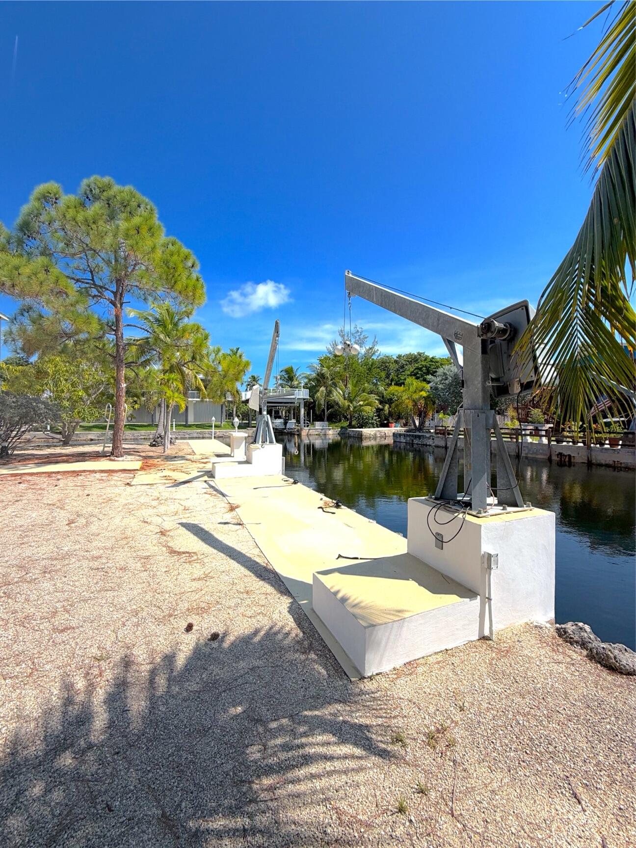 1539 Lantana Lane Property Photo 4