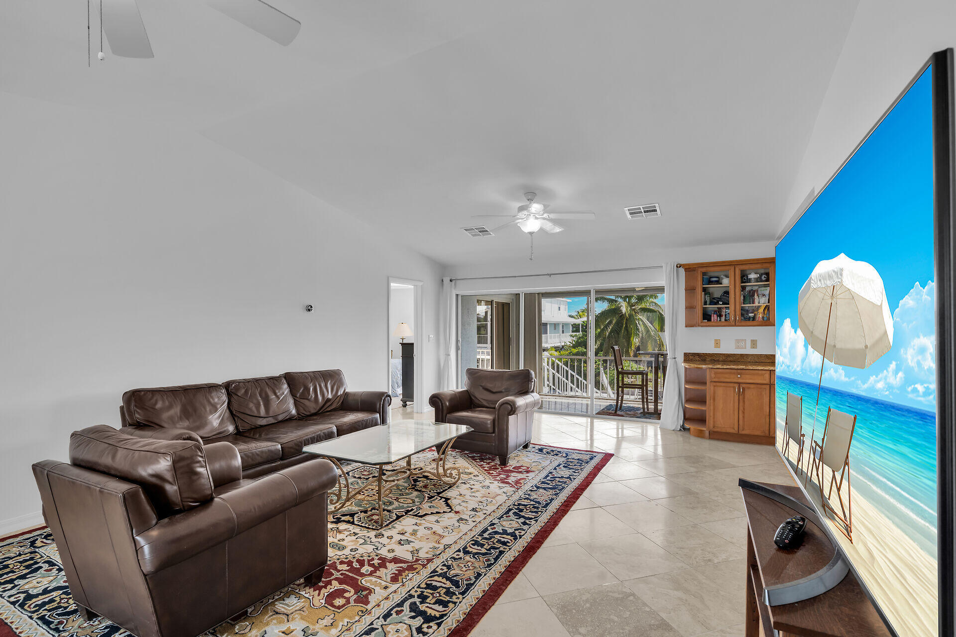 947 Gulf Drive Property Photo 5