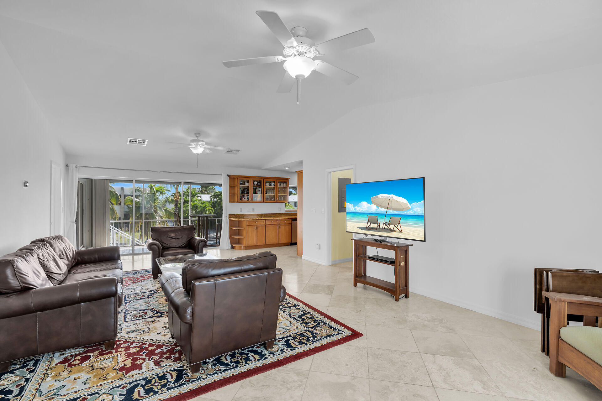 947 Gulf Drive Property Photo 11