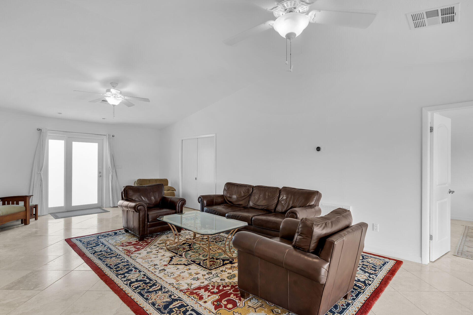 947 Gulf Drive Property Photo 13
