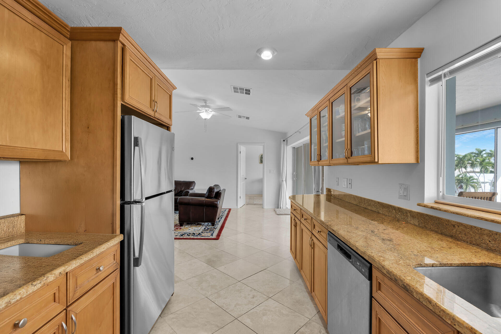 947 Gulf Drive Property Photo 15