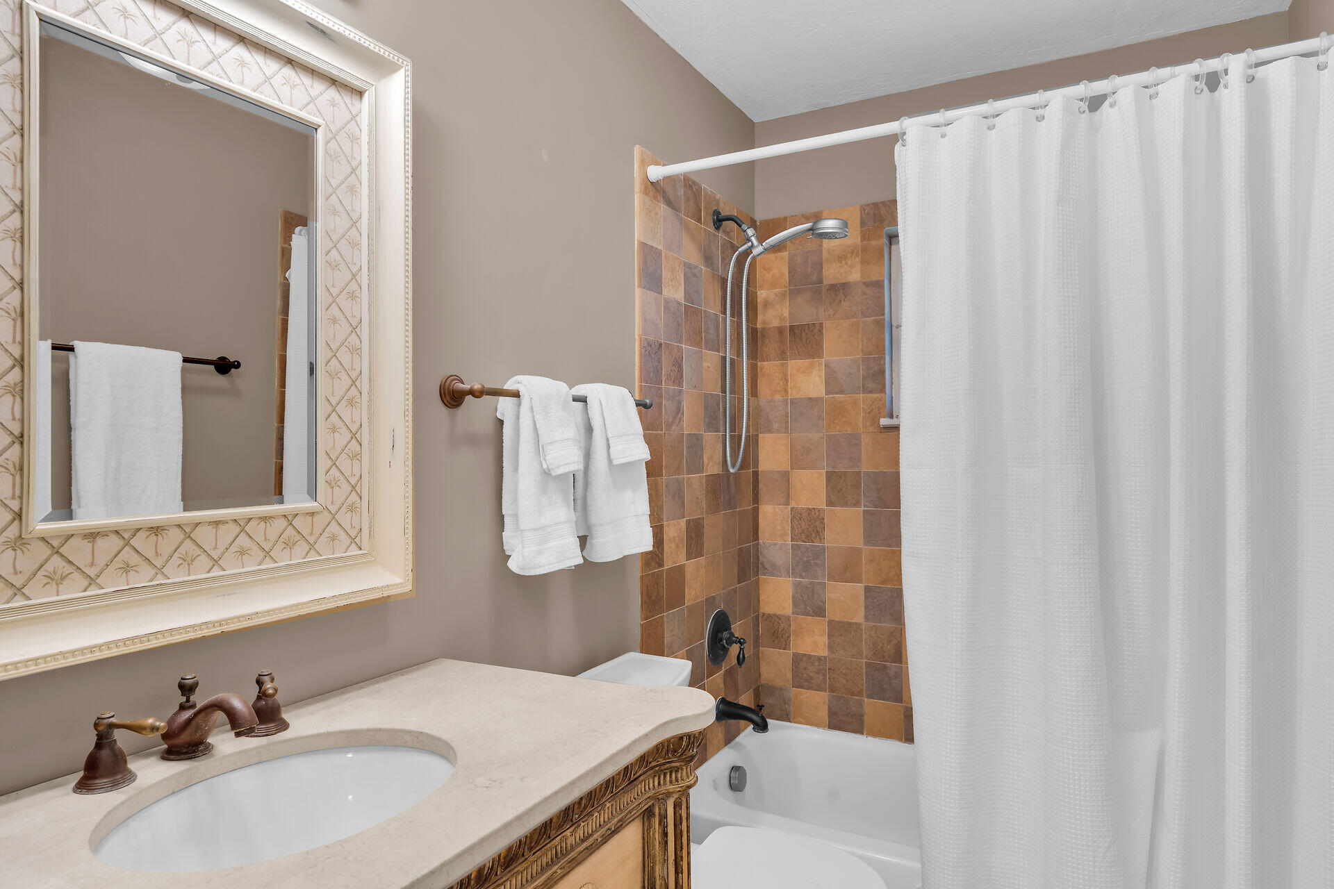 947 Gulf Drive Property Photo 24