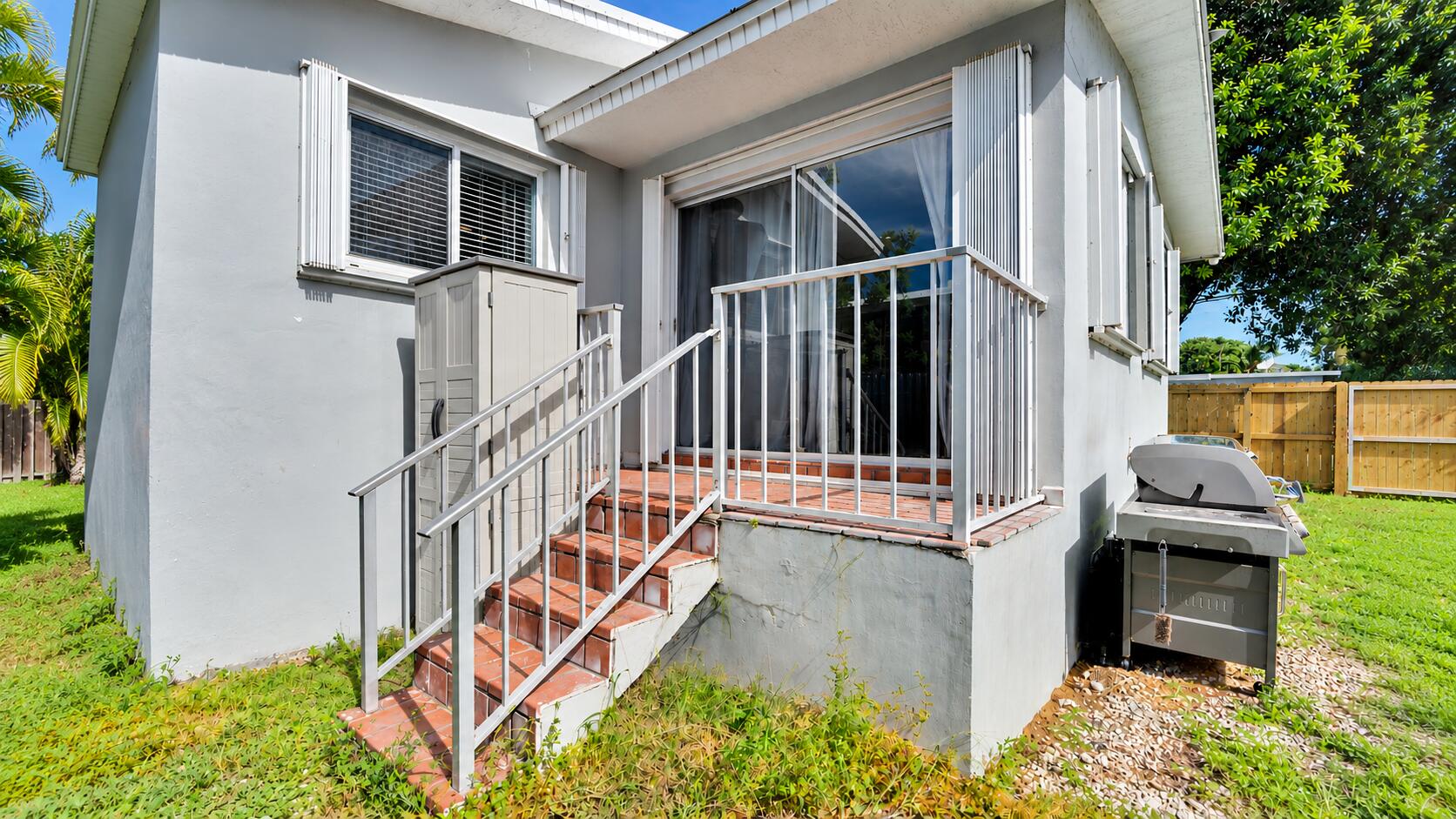 202 Hibiscus Street Property Photo 24