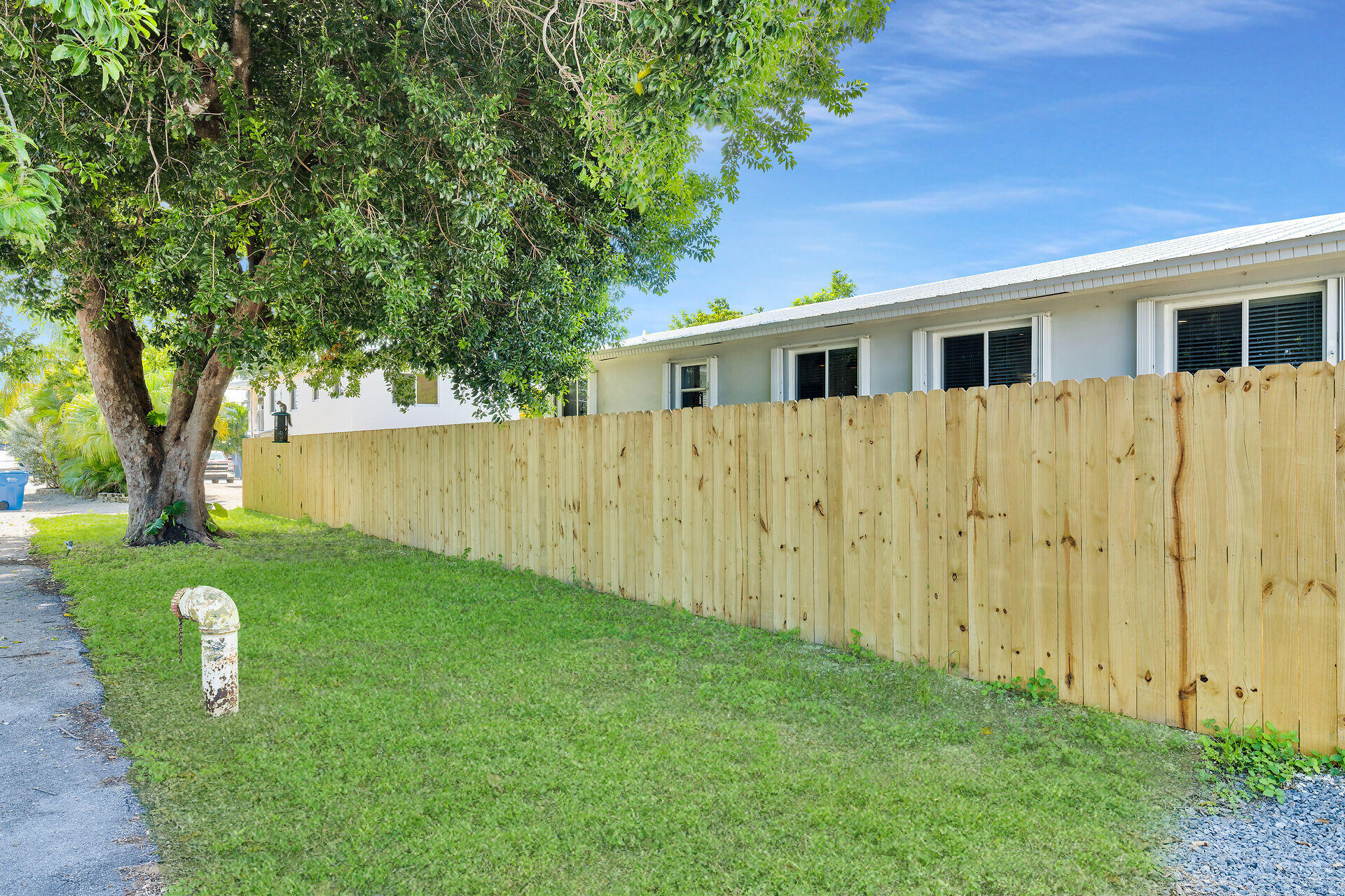 202 Hibiscus Street Property Photo 26