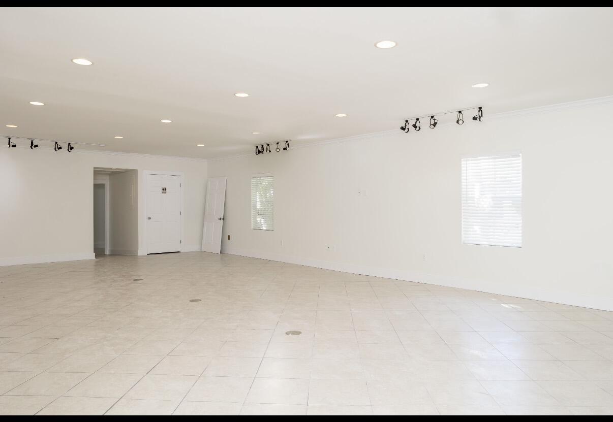 513 Truman Avenue Property Photo 6
