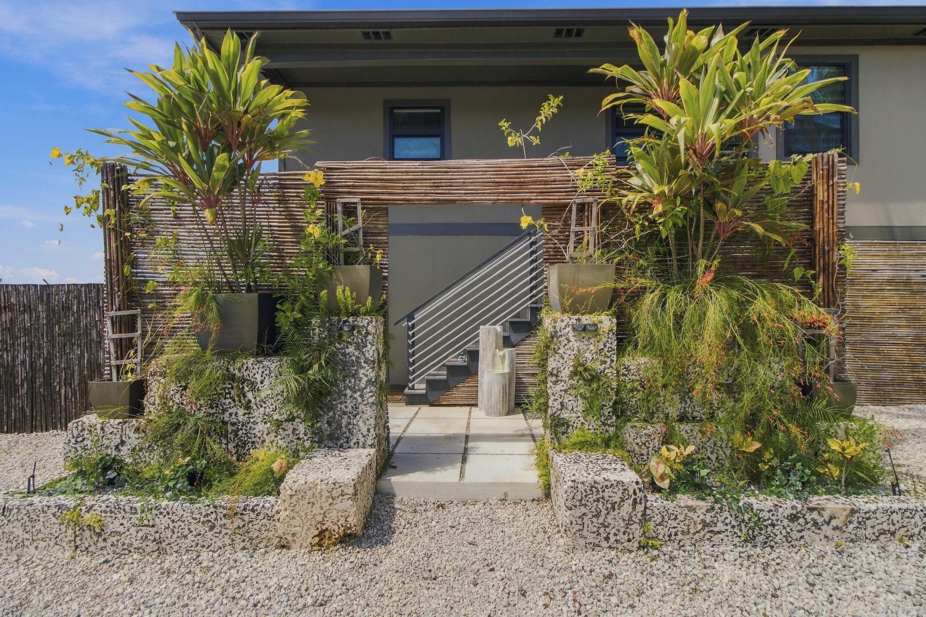 1422 Boca Chica Road Property Photo 7