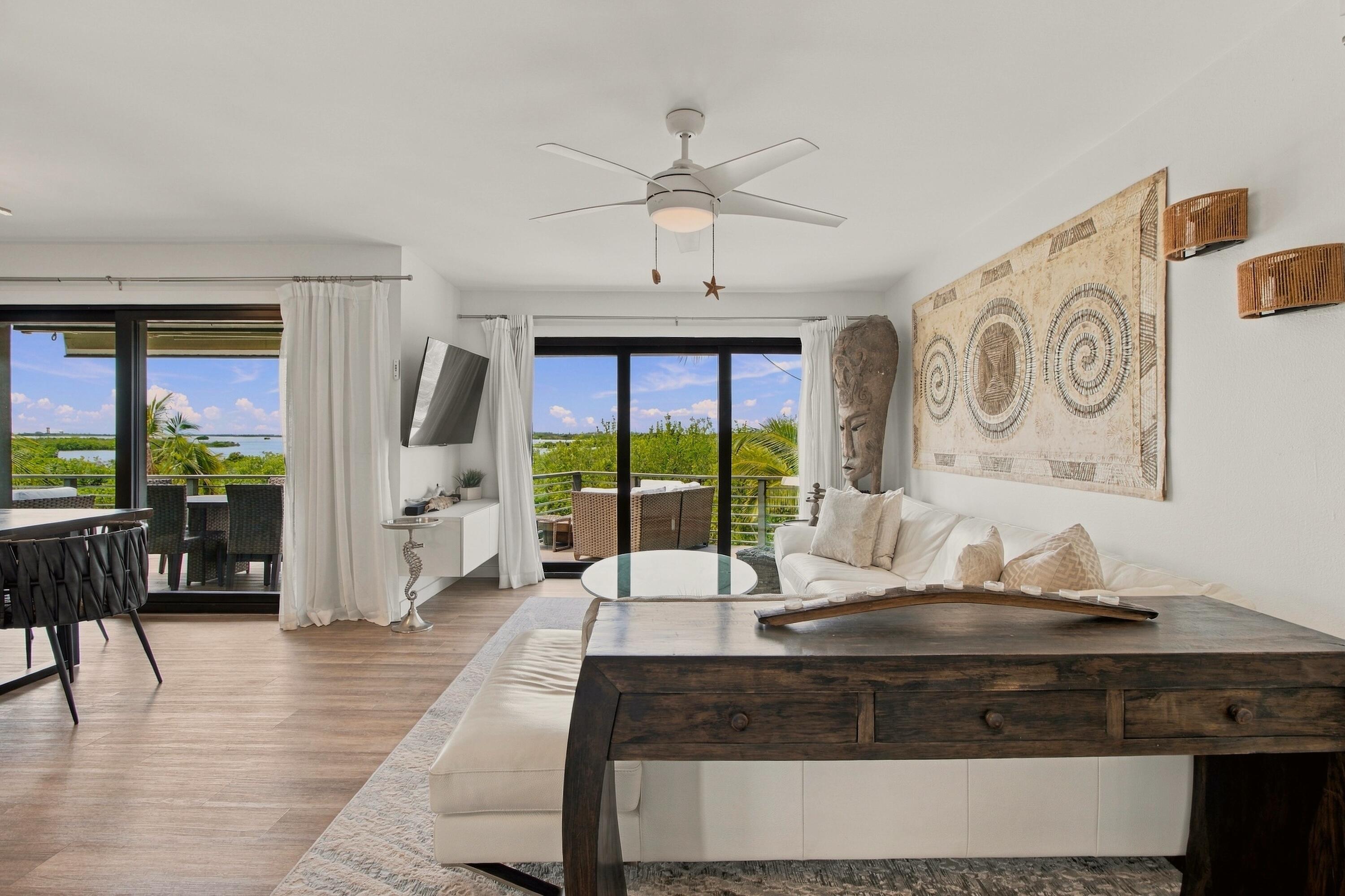 1422 Boca Chica Road Property Photo 15