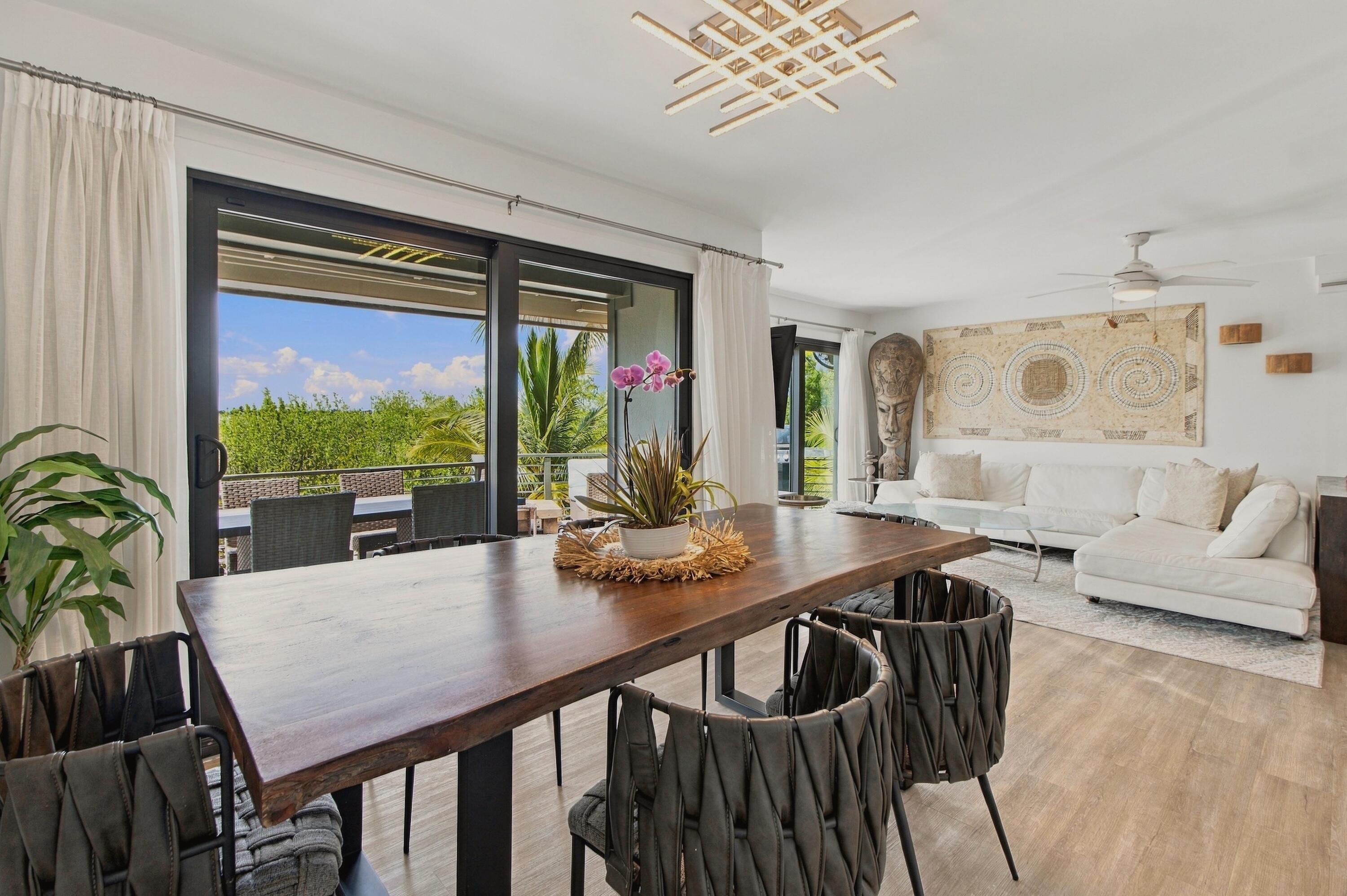 1422 Boca Chica Road Property Photo 16