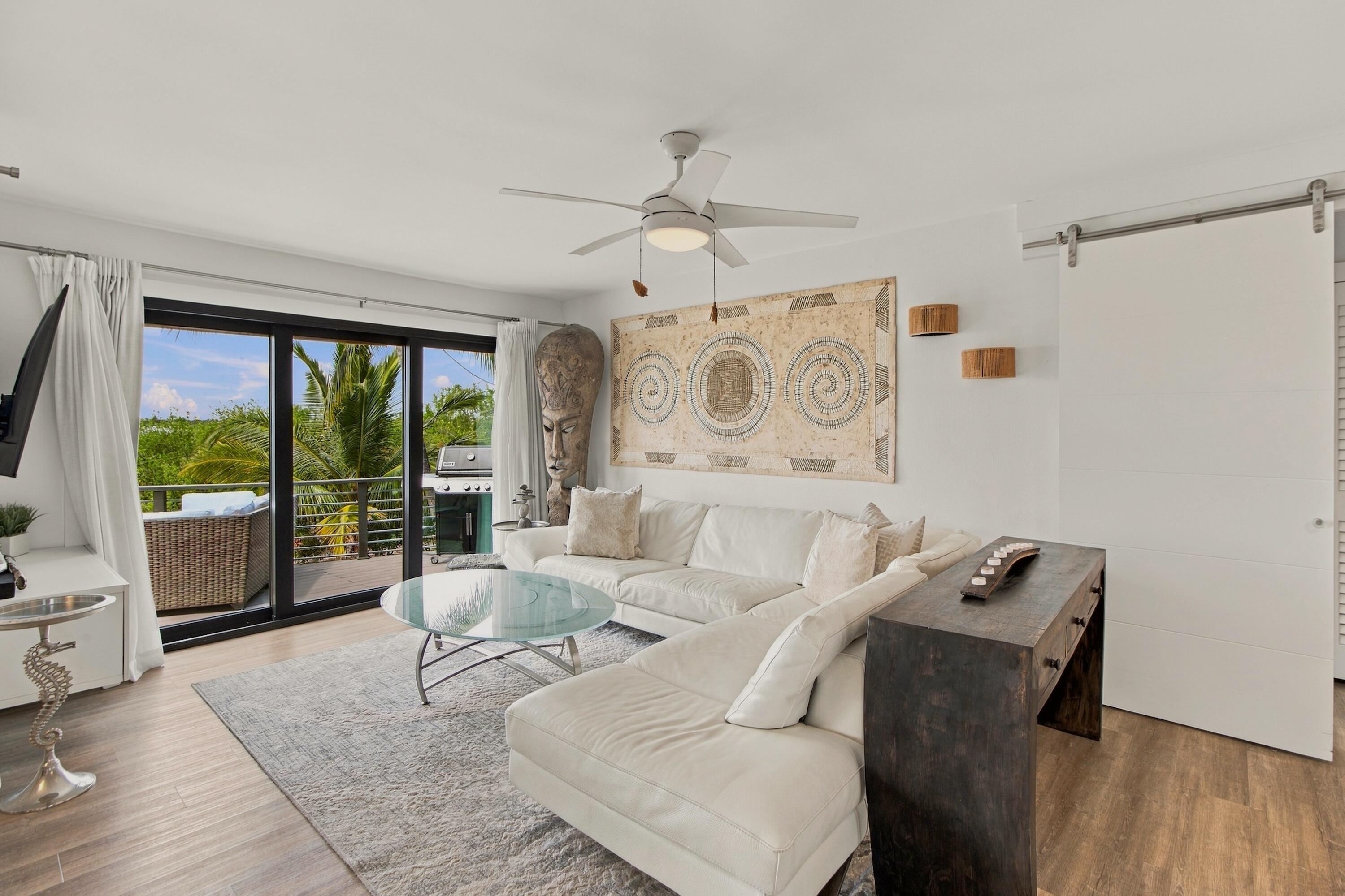 1422 Boca Chica Road Property Photo 17