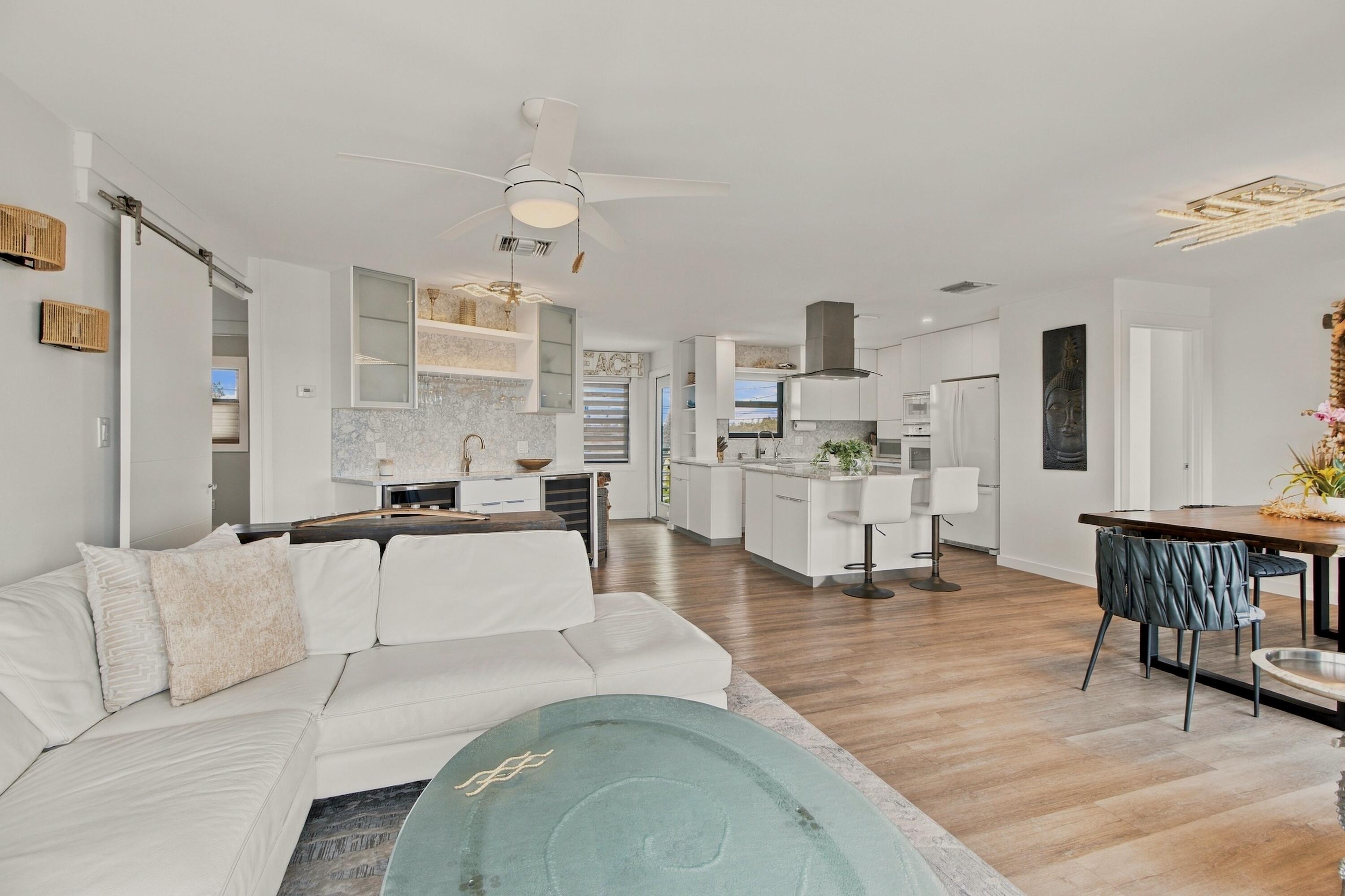 1422 Boca Chica Road Property Photo 21