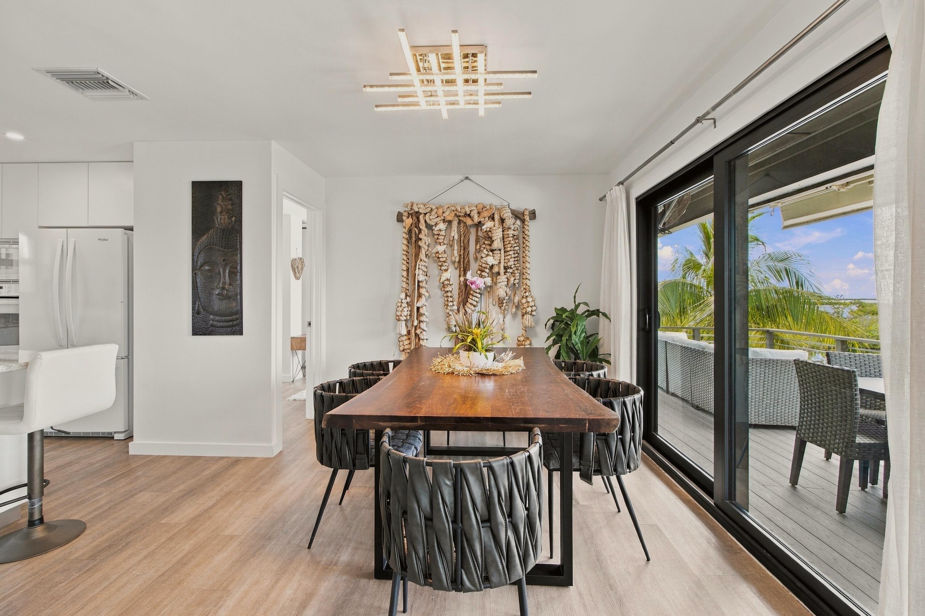 1422 Boca Chica Road Property Photo 23