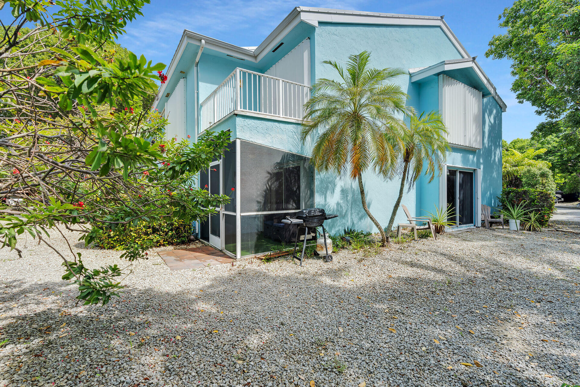 98381 Windward Avenue Property Photo 4