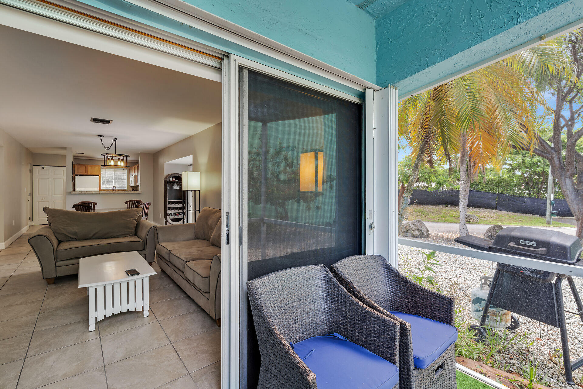 98381 Windward Avenue Property Photo 5