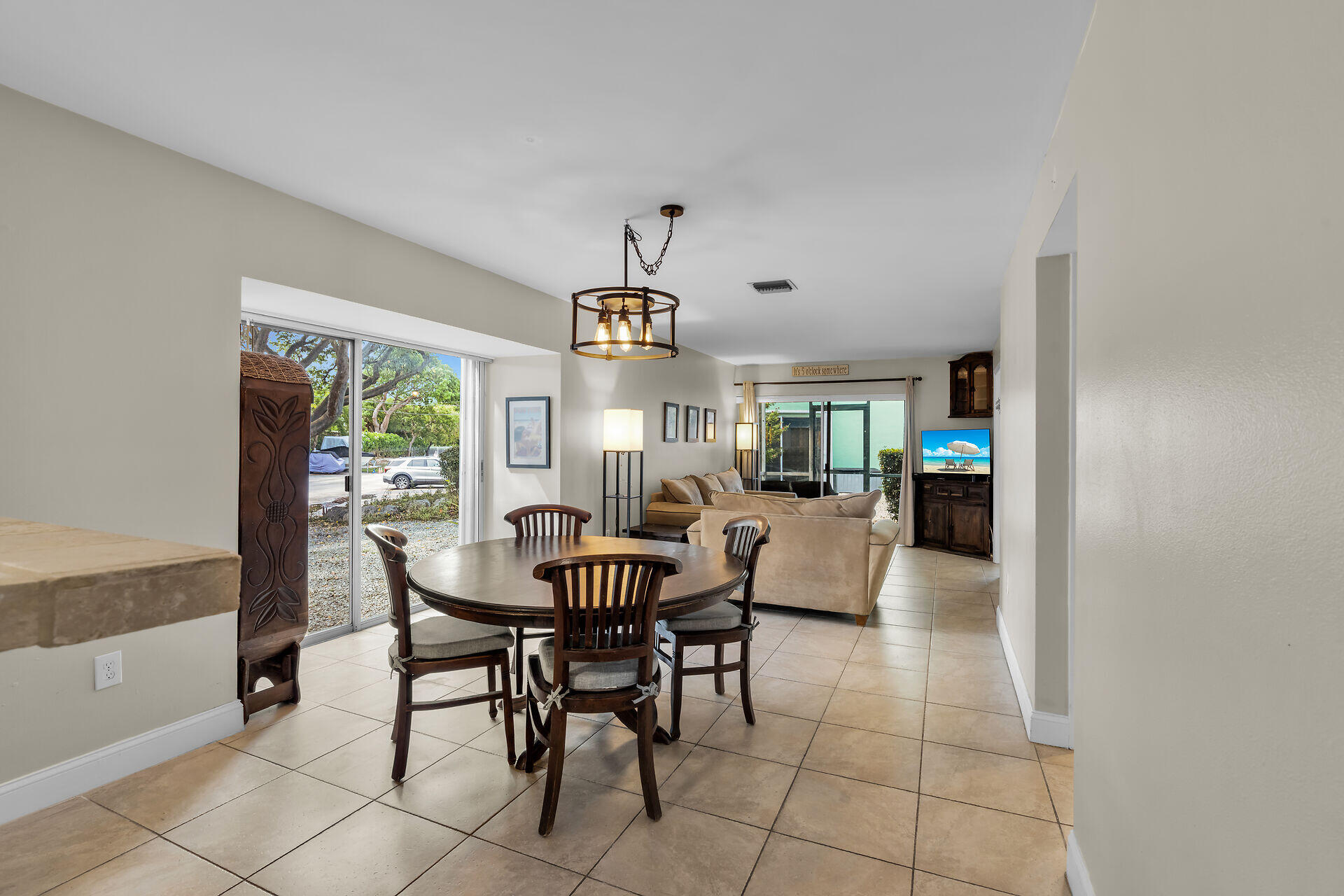 98381 Windward Avenue Property Photo 7