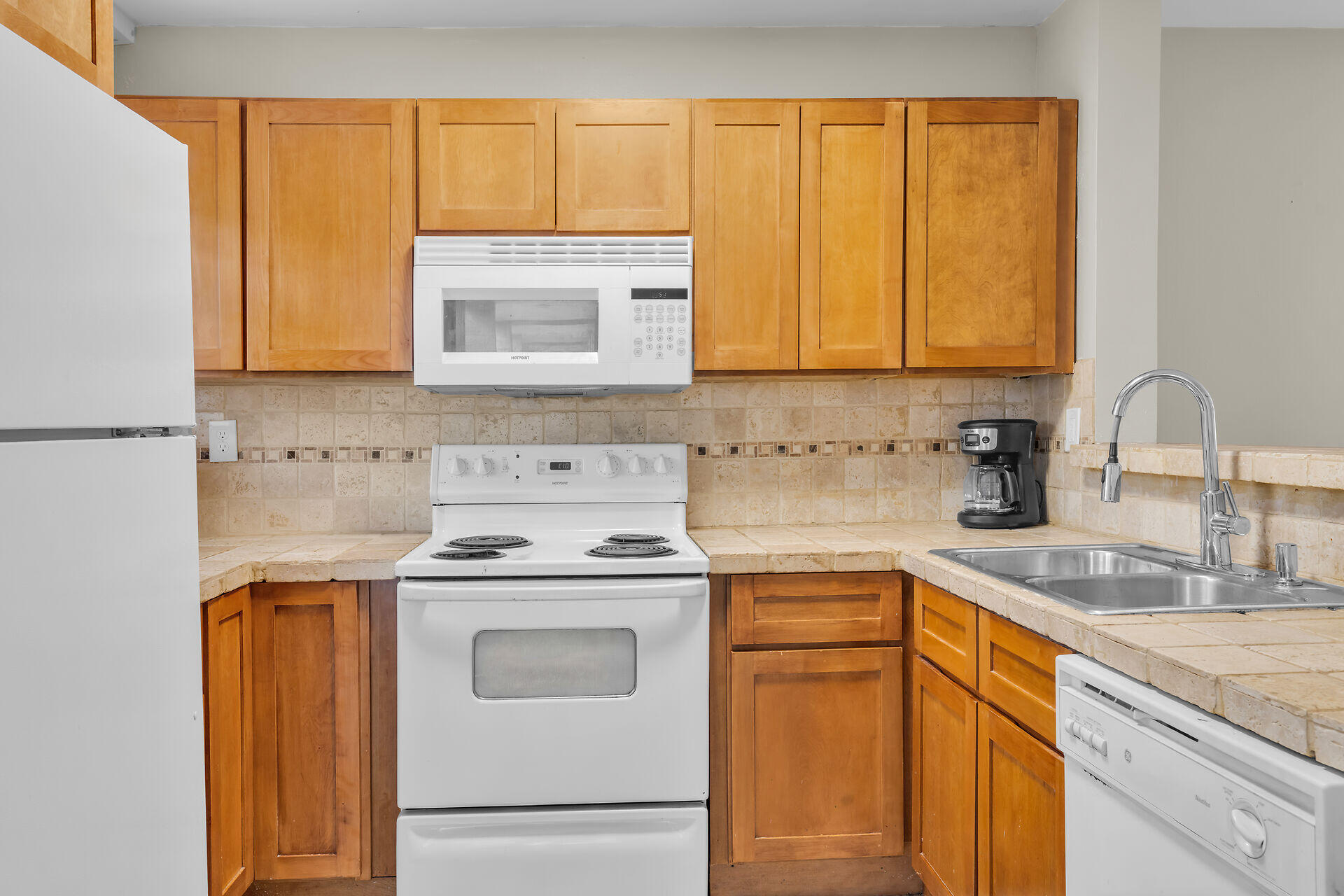 98381 Windward Avenue Property Photo 15